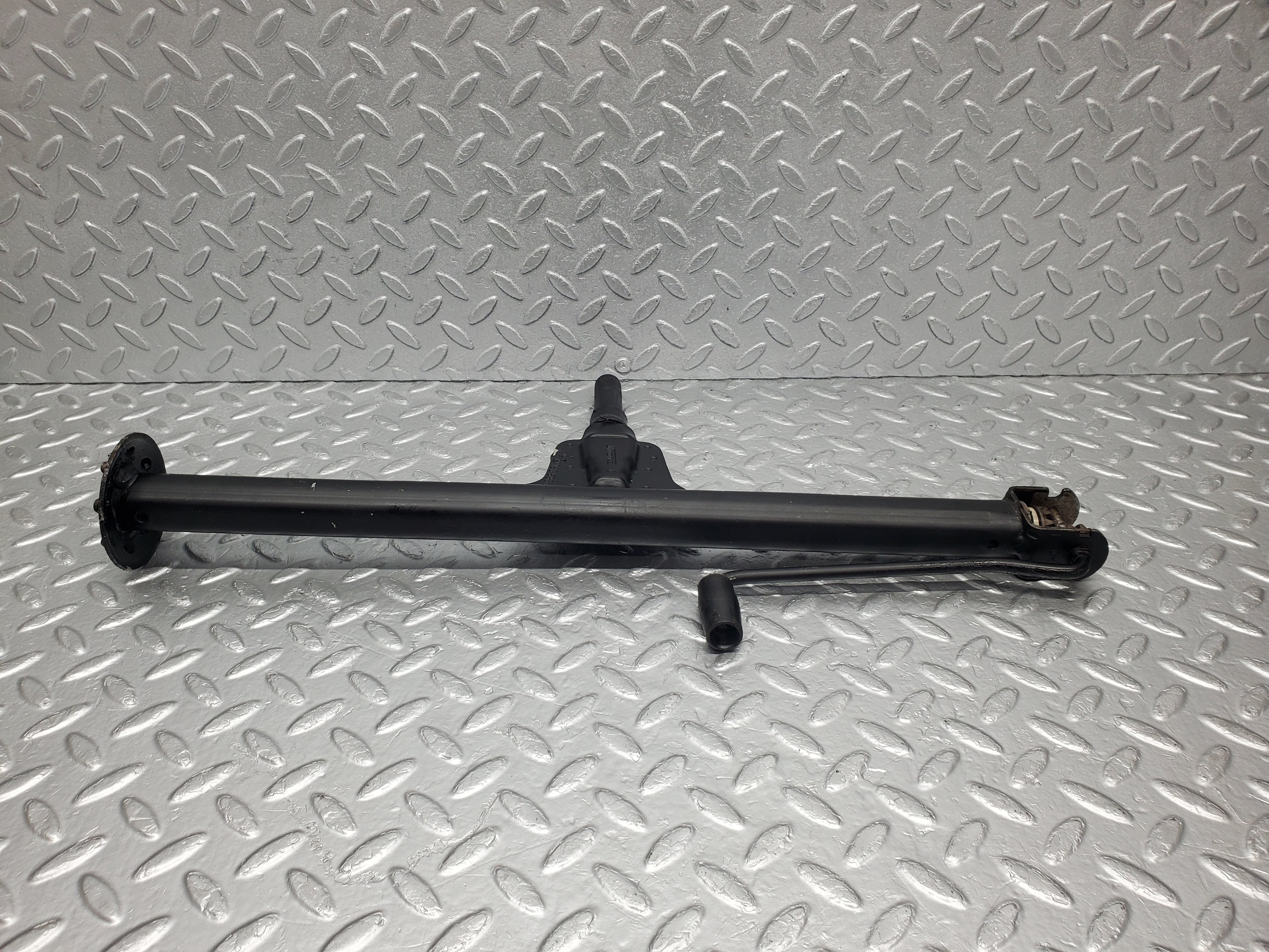 1958 Mercedes-Benz W123 230E Car Jack 1235830715