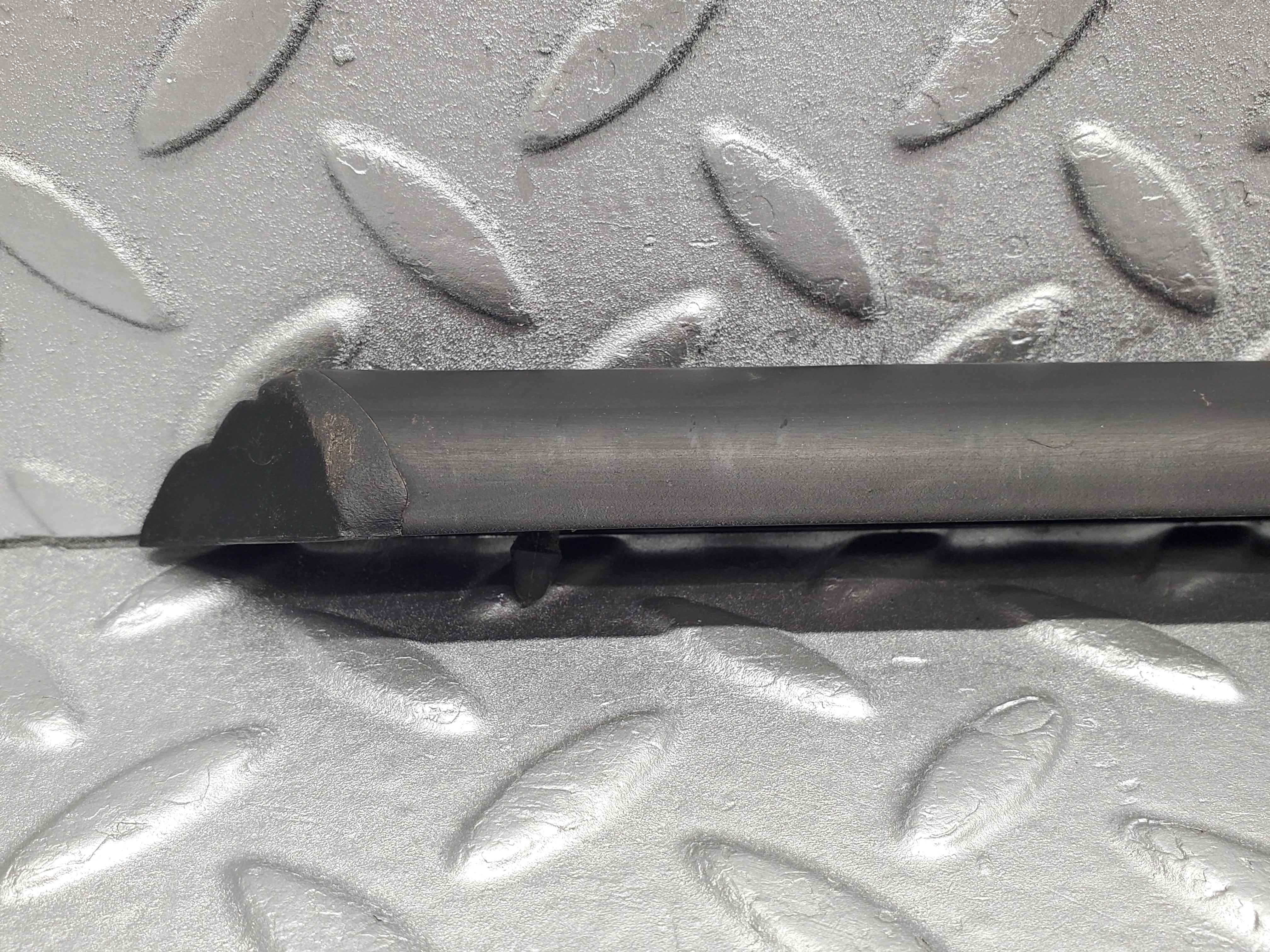 1971 Mercedes-Benz W116 350SE Rear Right Door Centre Moulding Trim