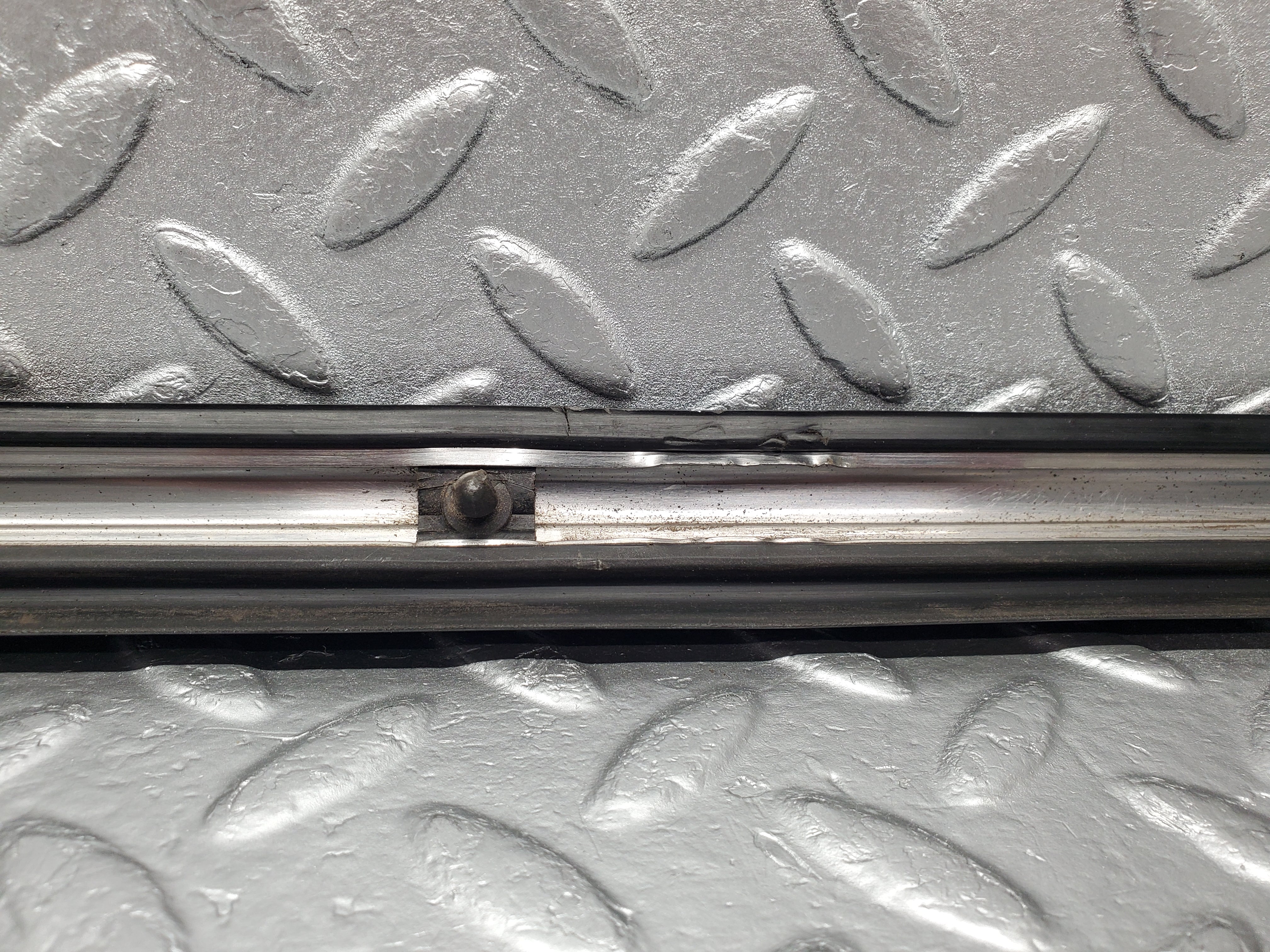 1971 Mercedes-Benz W116 350SE Rear Right Door Centre Moulding Trim