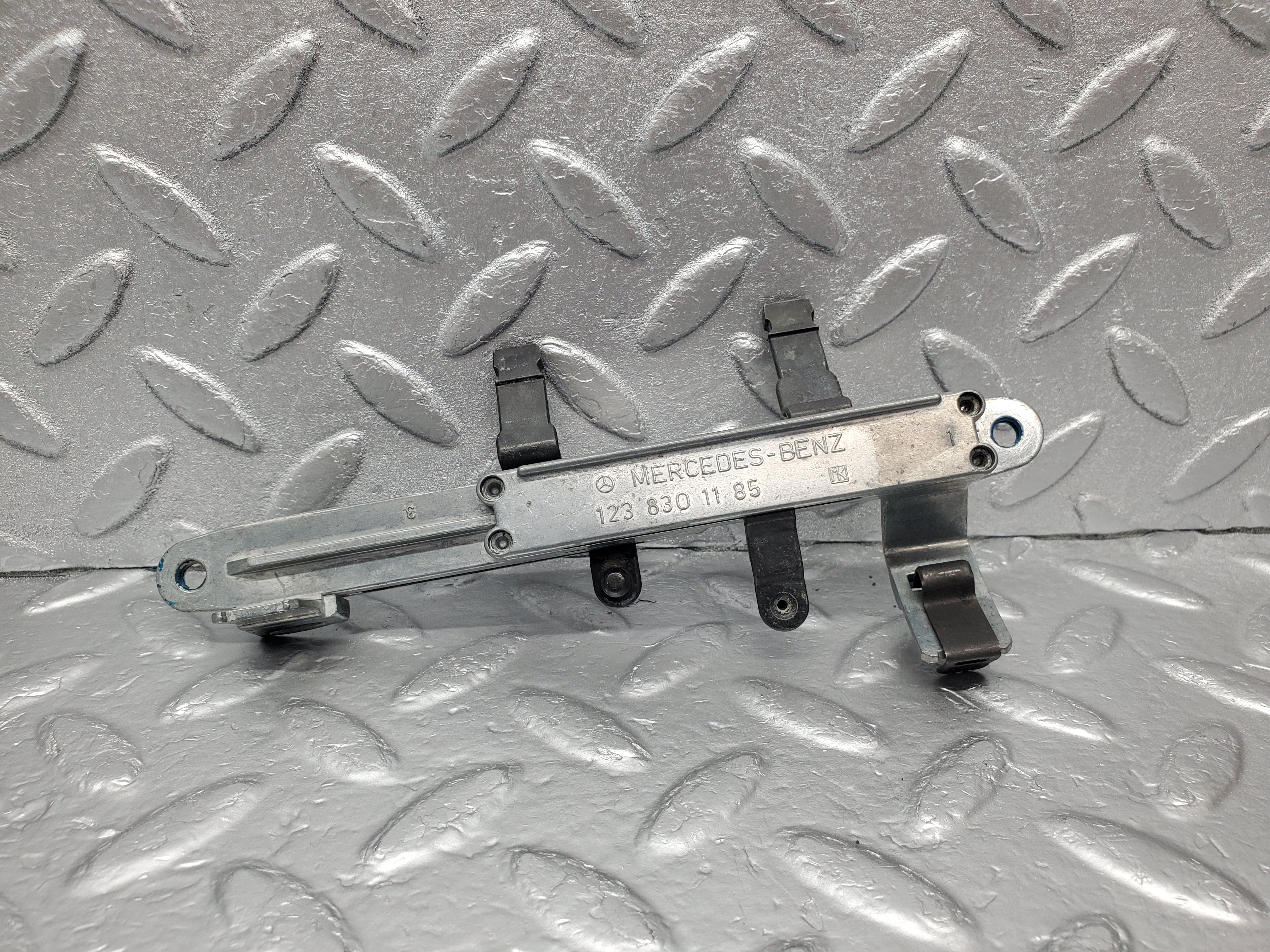 1982 Mercedes-Benz W123 Heater Slider Control 1238301185