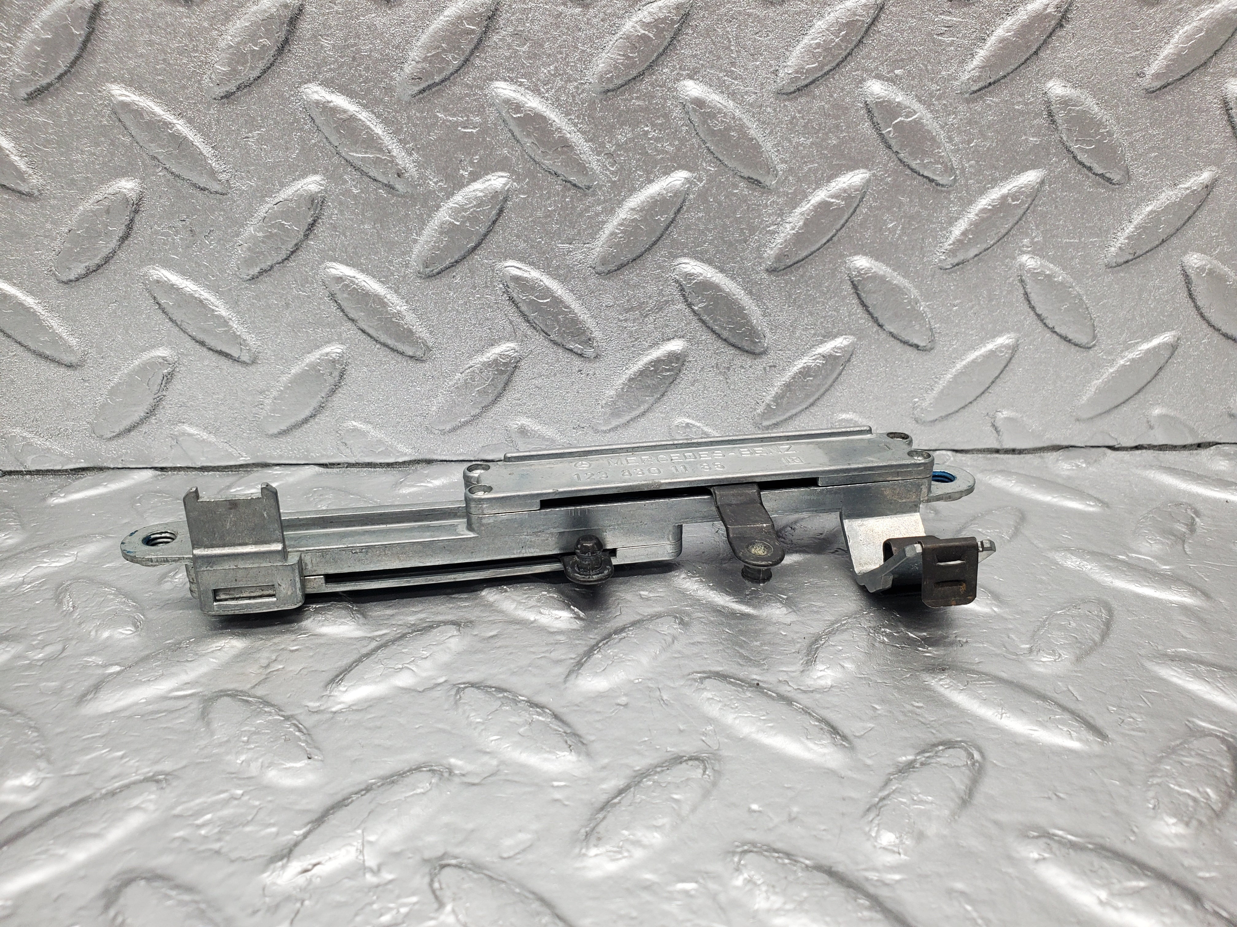 1982 Mercedes-Benz W123 Heater Slider Control 1238301185