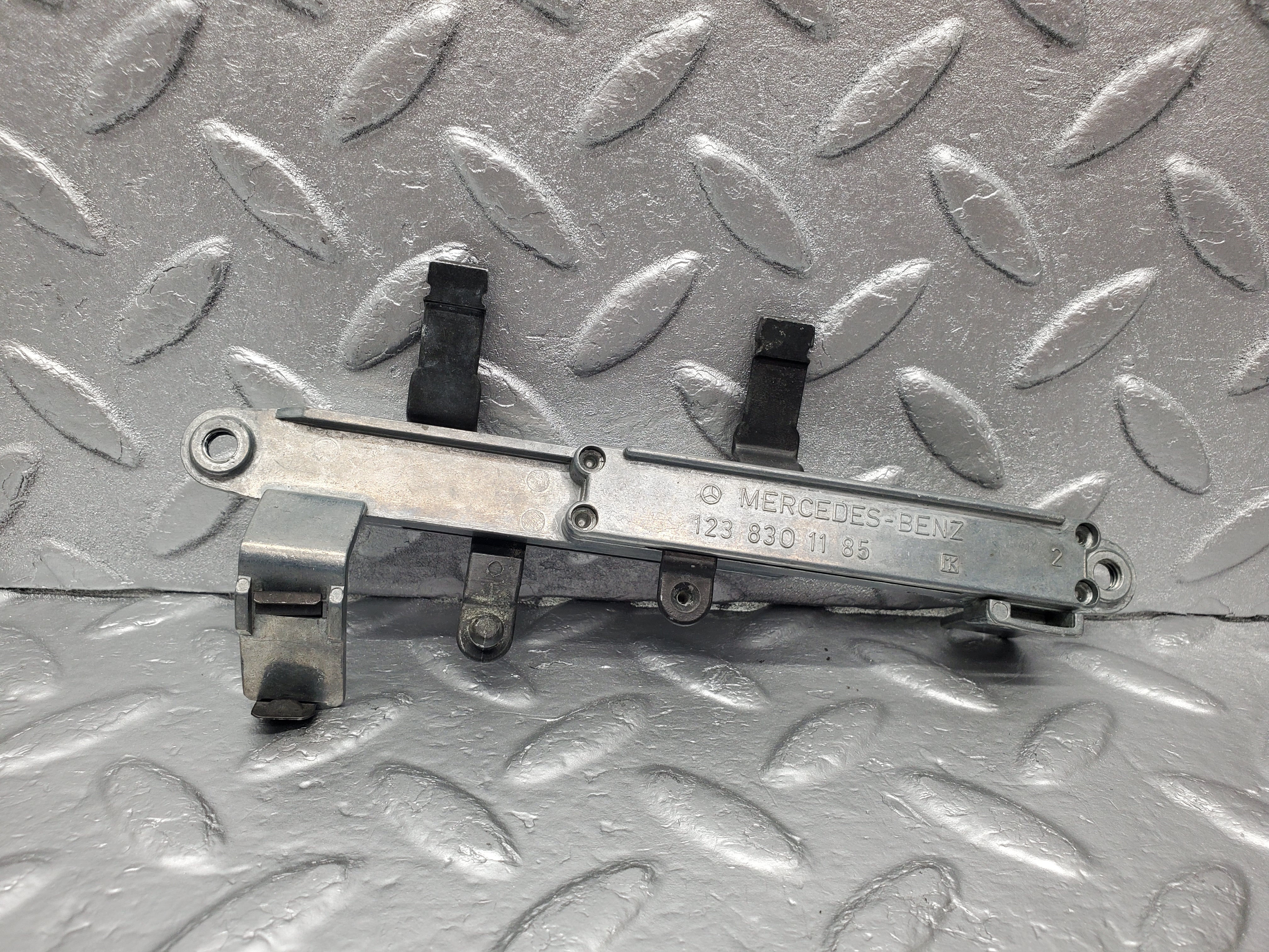 1982 Mercedes-Benz W123 Heater Slider Control 1238301185