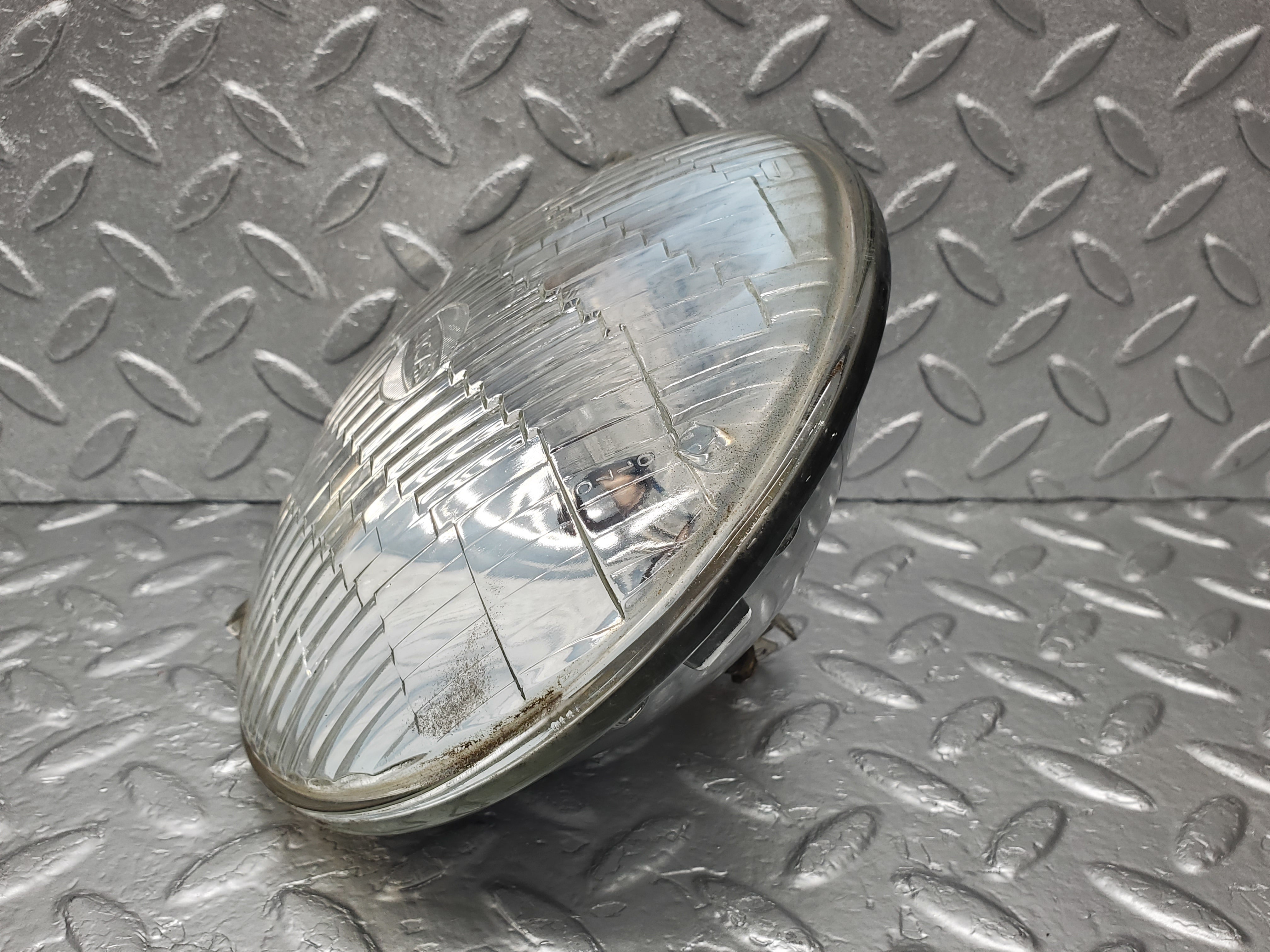 1989 Mercedes-Benz W120 Ponton Headlight Bulb Lucas
