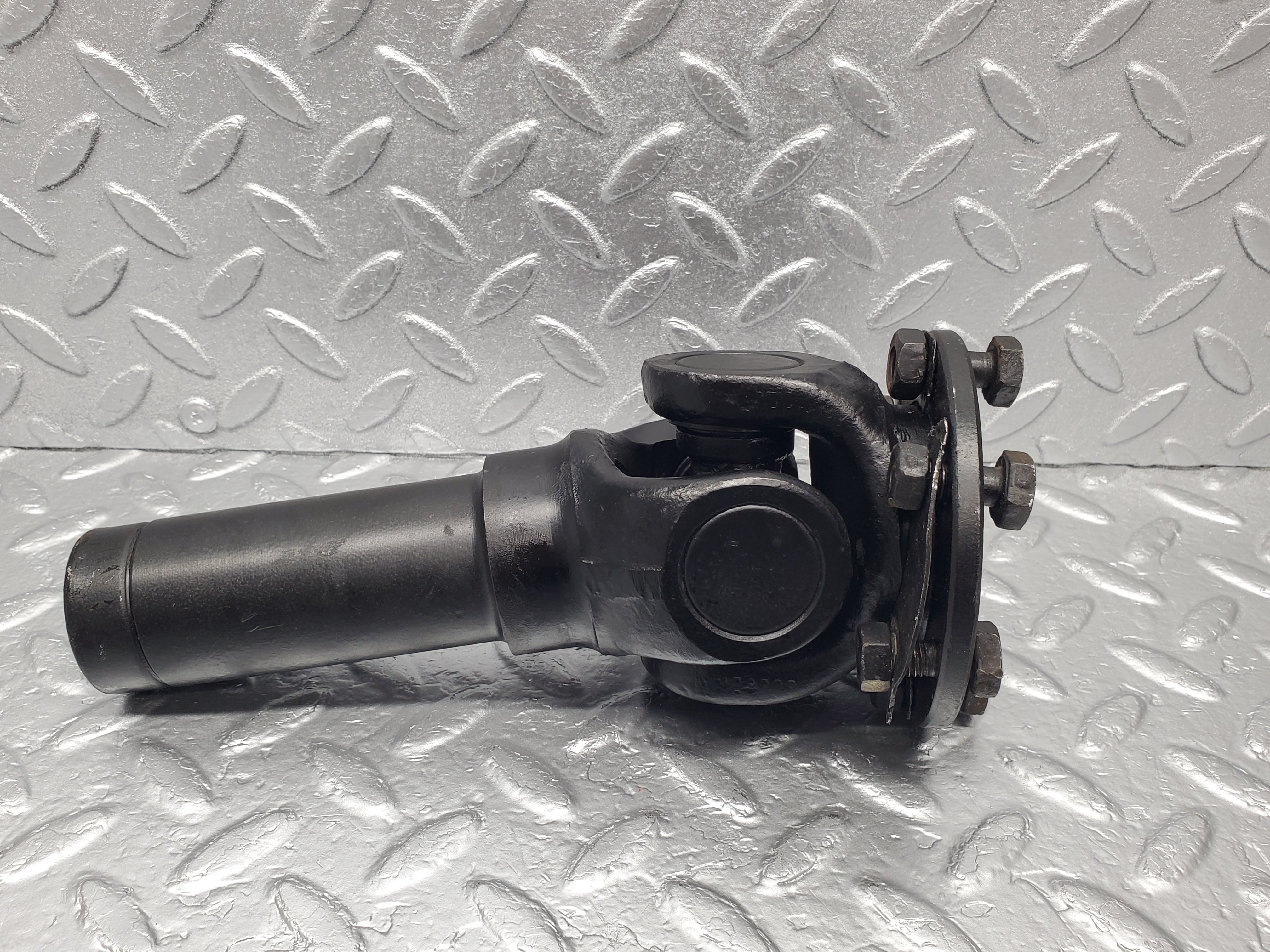 1990 Mercedes-Benz W120 Ponton Differential Joint