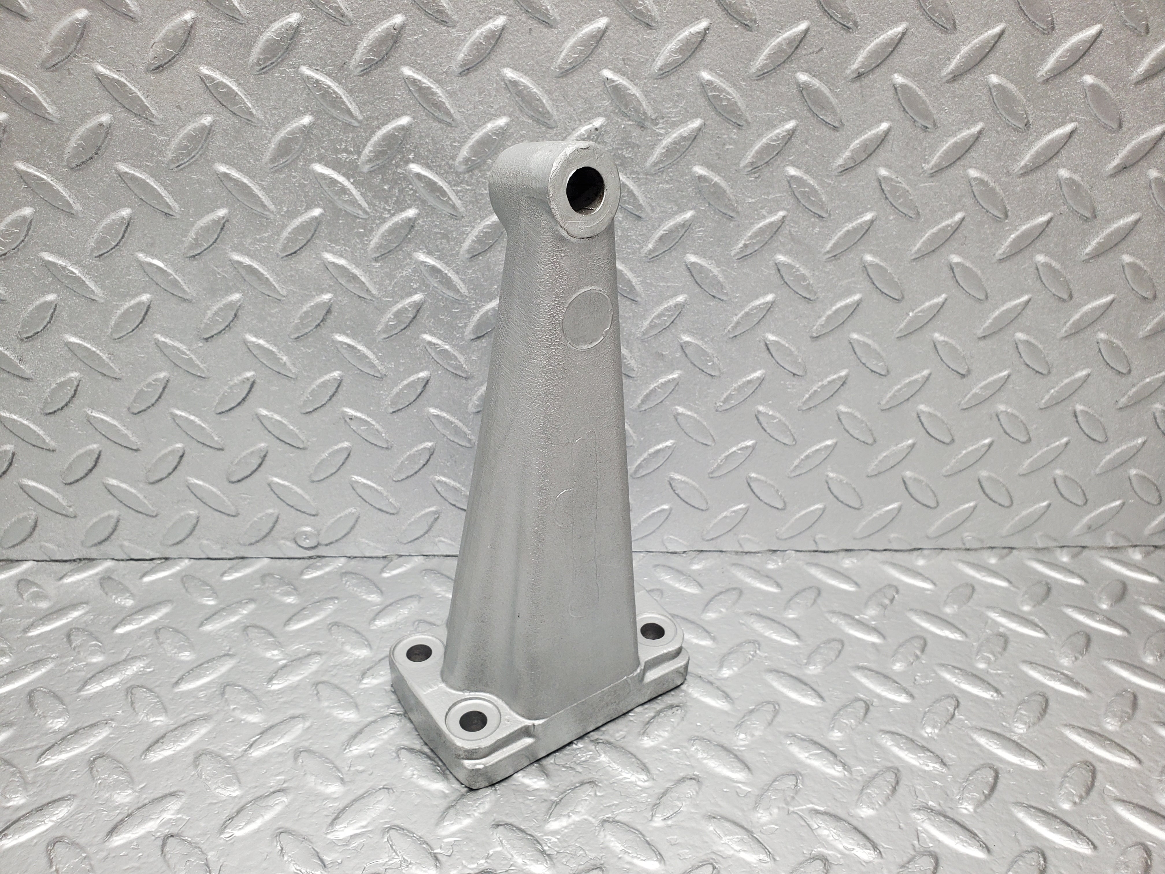 2010 Mercedes-Benz W108 280SE Engine Mount Holder Right 1802232504