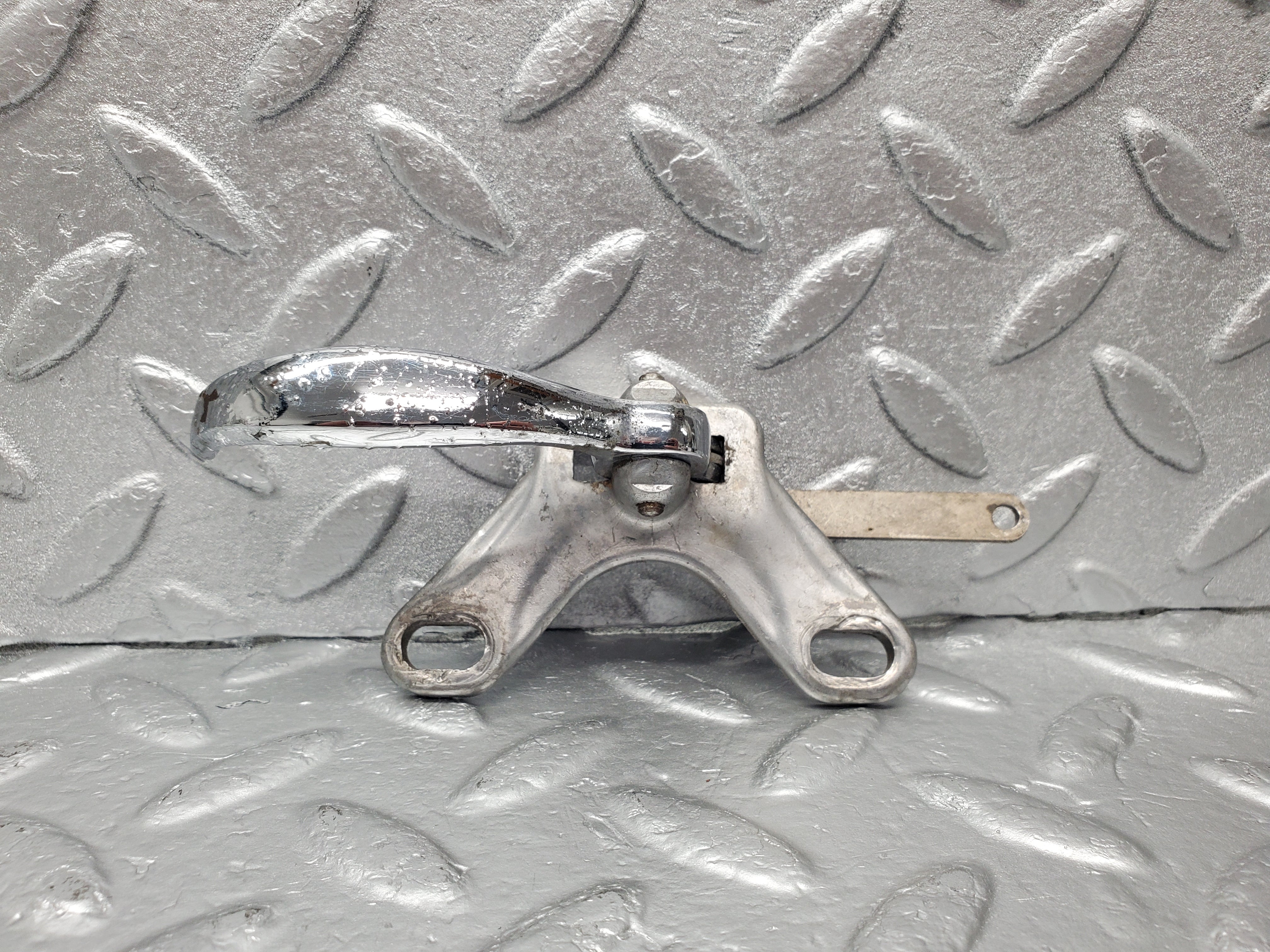 2060 Mercedes-Benz W105 219 Ponton Interior Door Handle Front Right