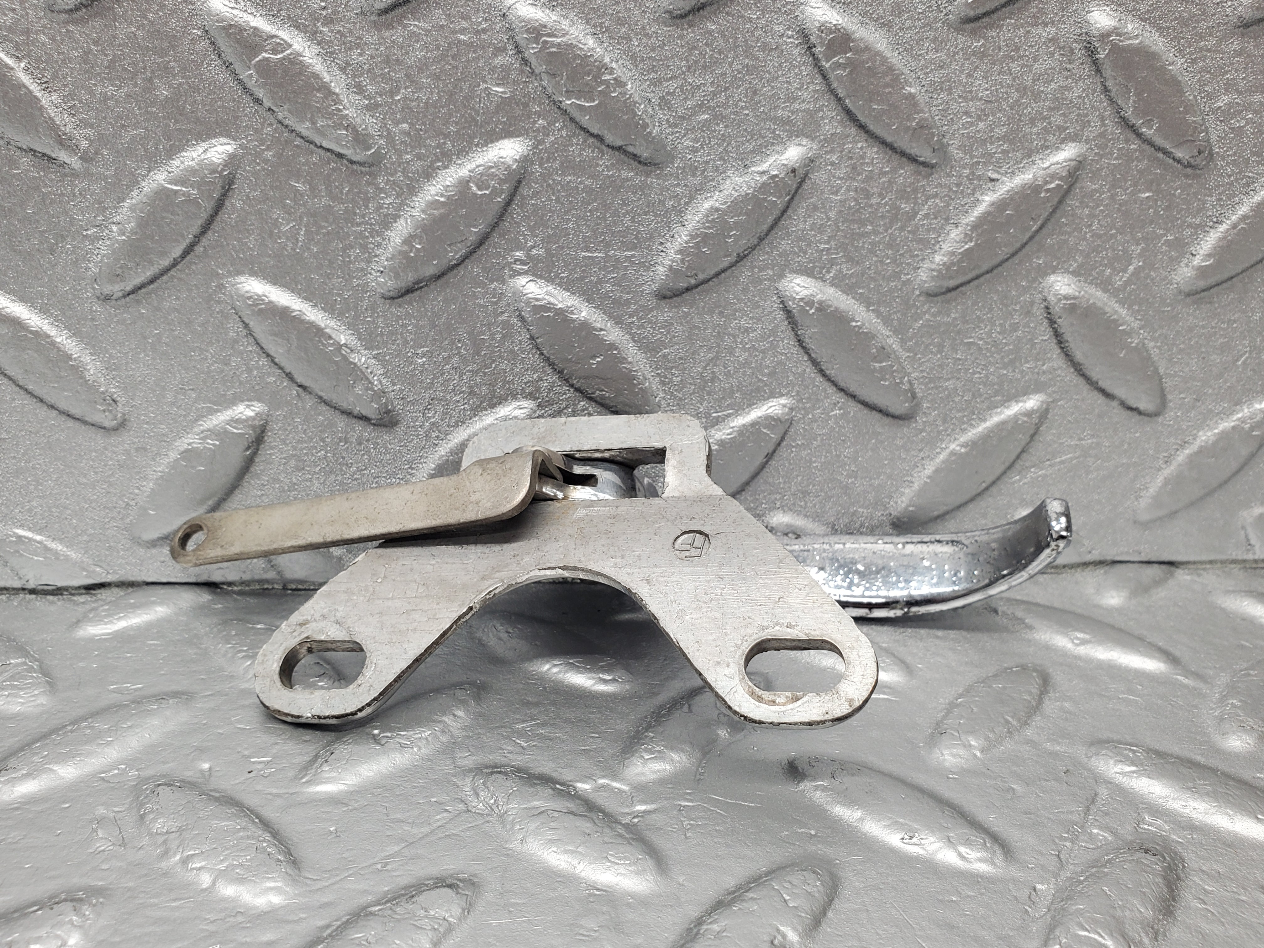 2060 Mercedes-Benz W105 219 Ponton Interior Door Handle Front Right