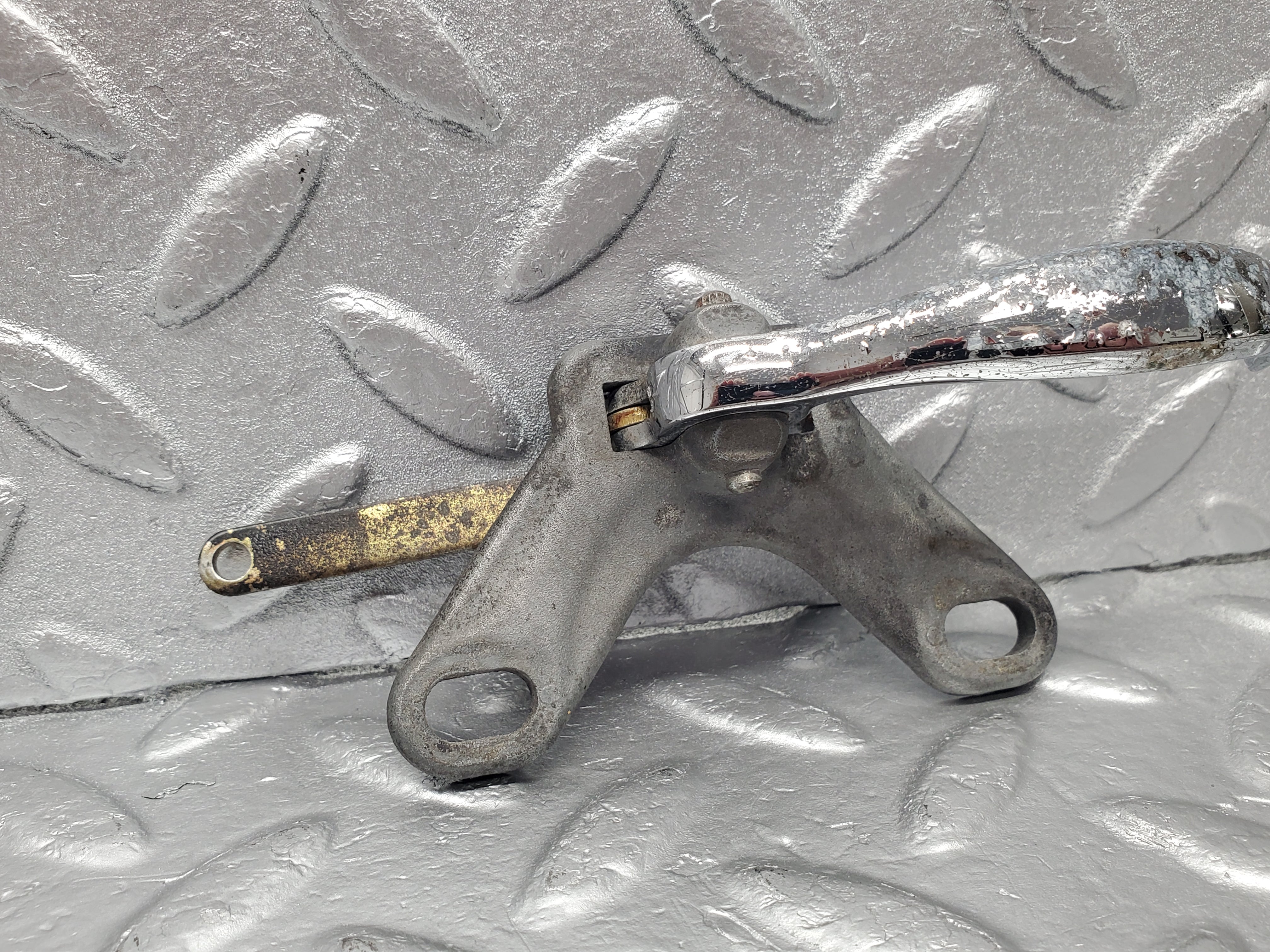 2061 Mercedes-Benz W105 219 Ponton Interior Door Handle Front Left