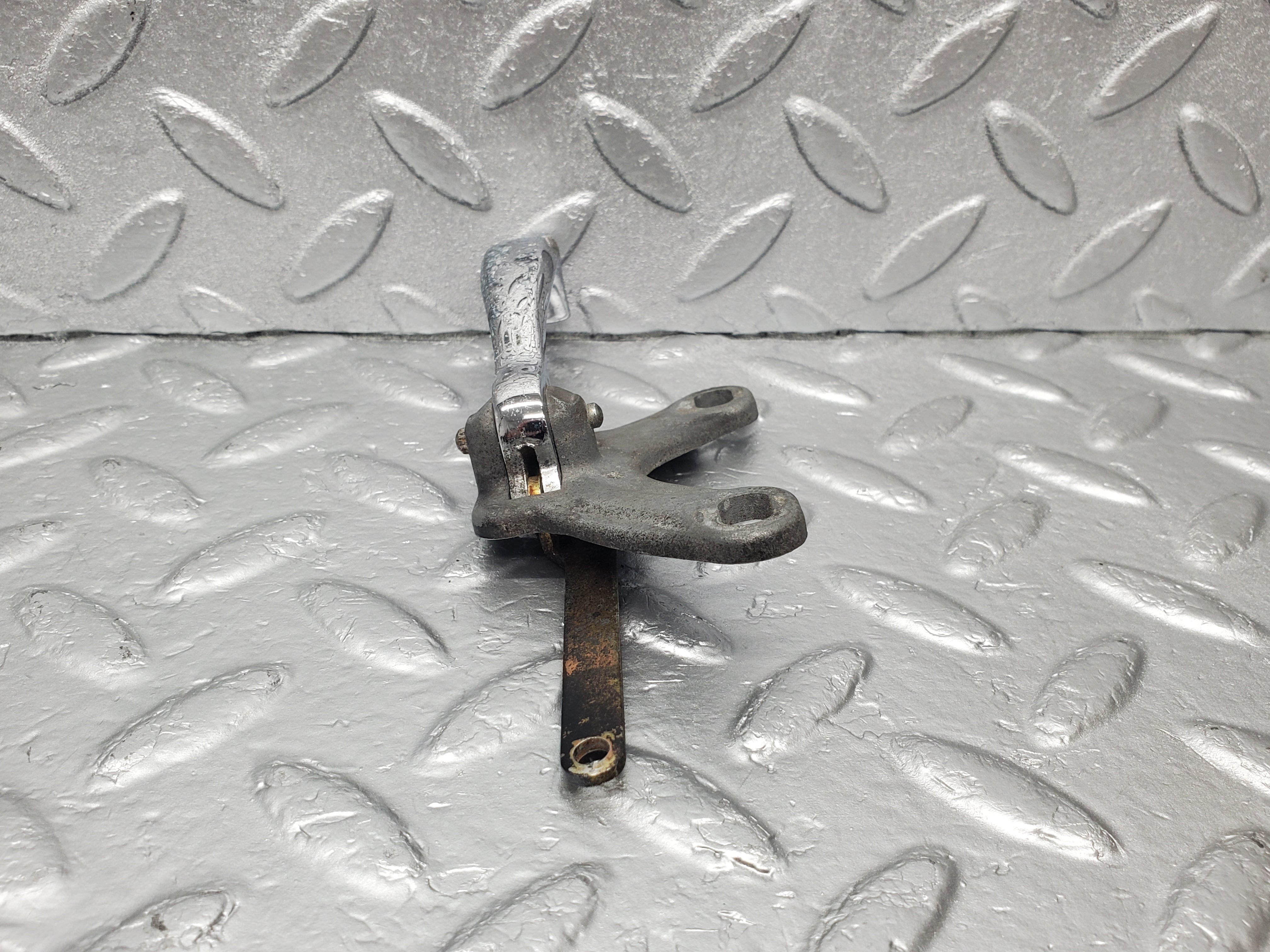 2061 Mercedes-Benz W105 219 Ponton Interior Door Handle Front Left