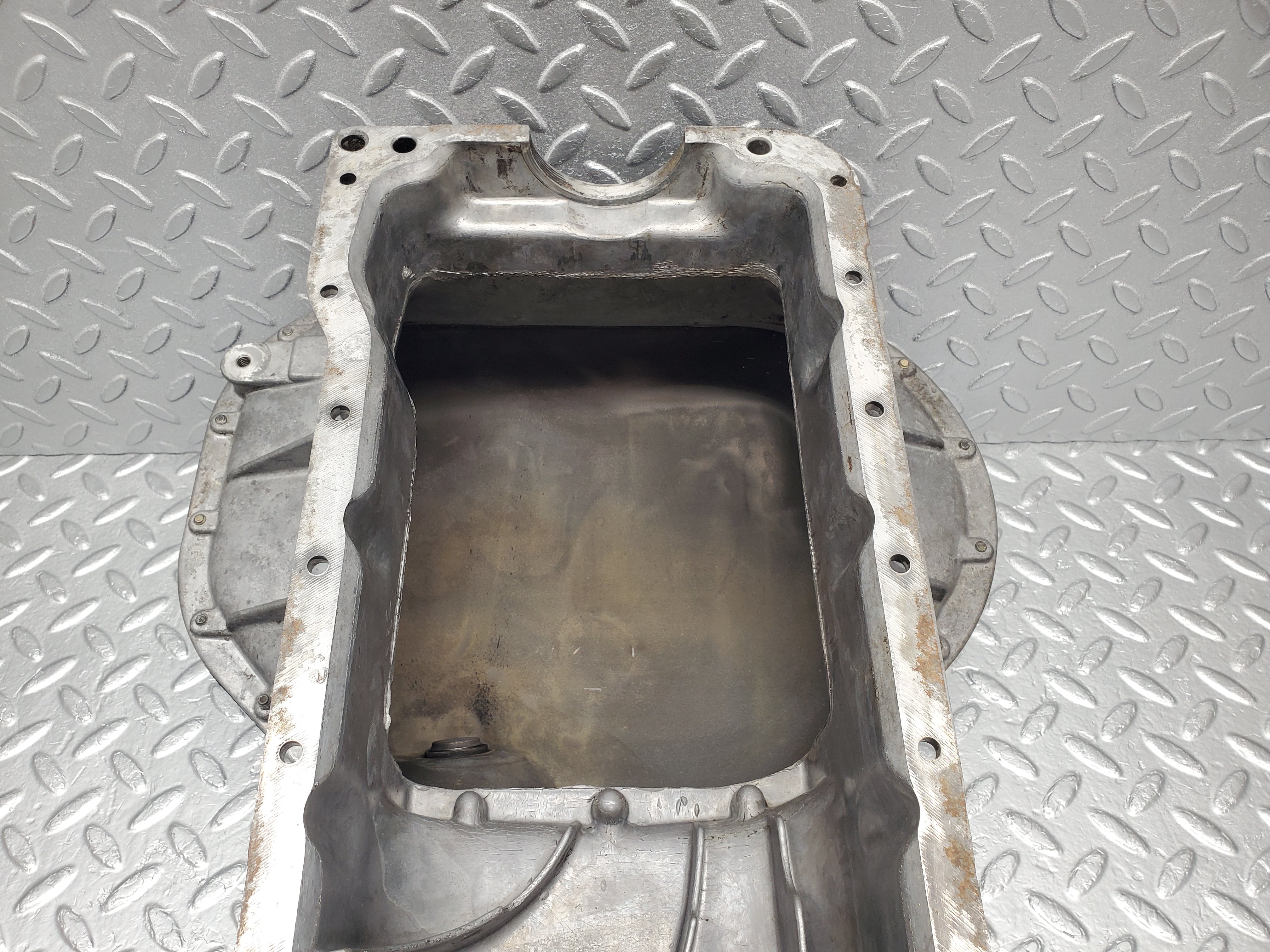 2037 Mercedes-Benz W108 280SE Oil Pan Oil Sump 1080140602