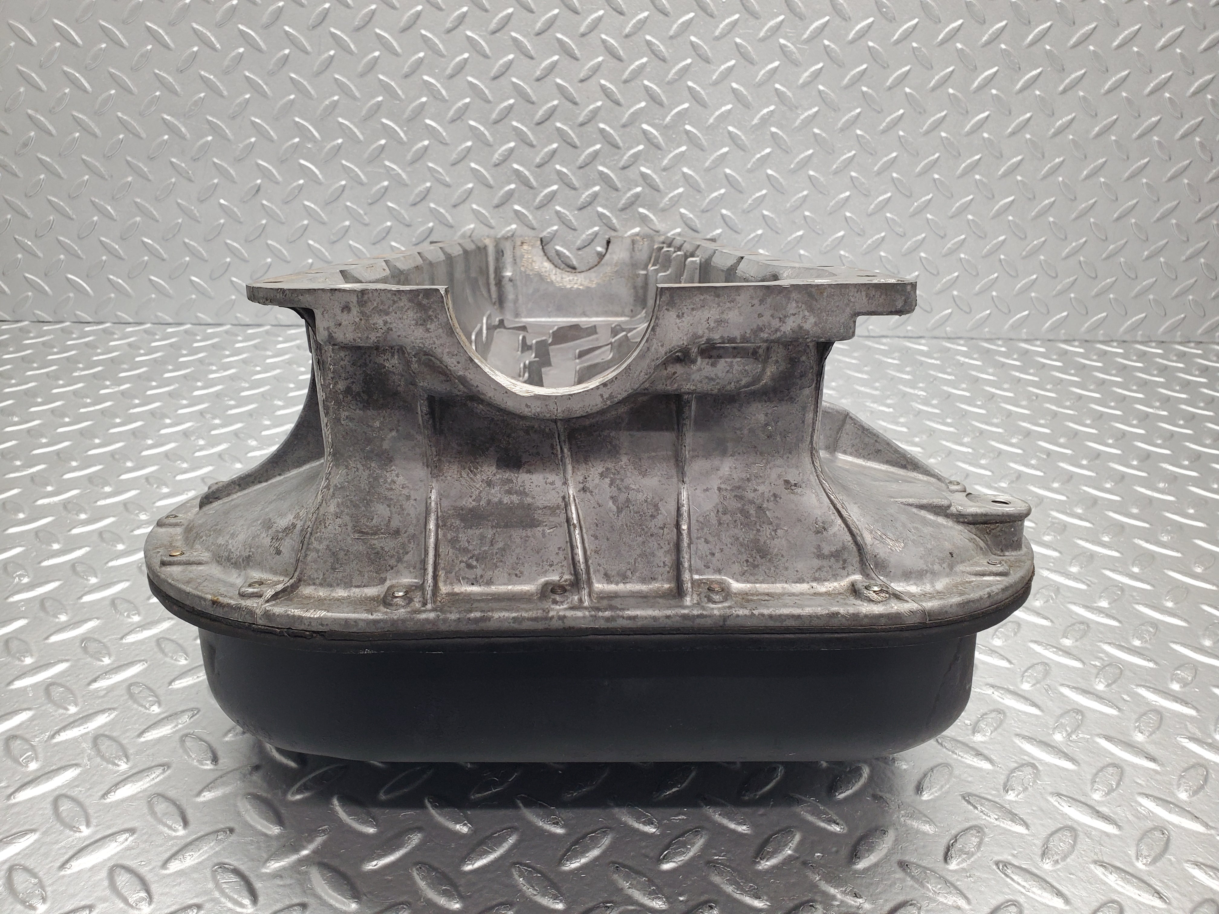 2037 Mercedes-Benz W108 280SE Oil Pan Oil Sump 1080140602