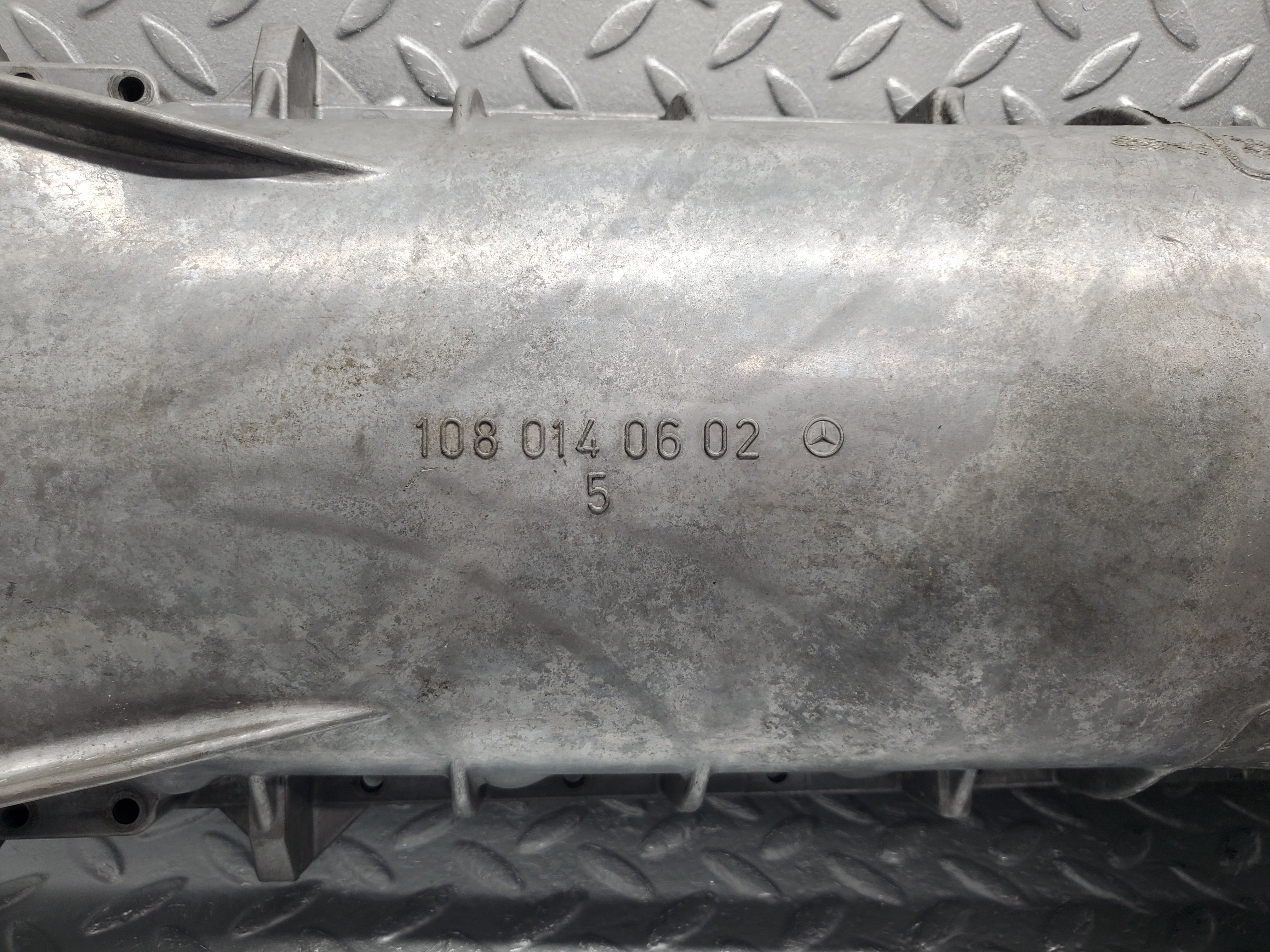 2037 Mercedes-Benz W108 280SE Oil Pan Oil Sump 1080140602