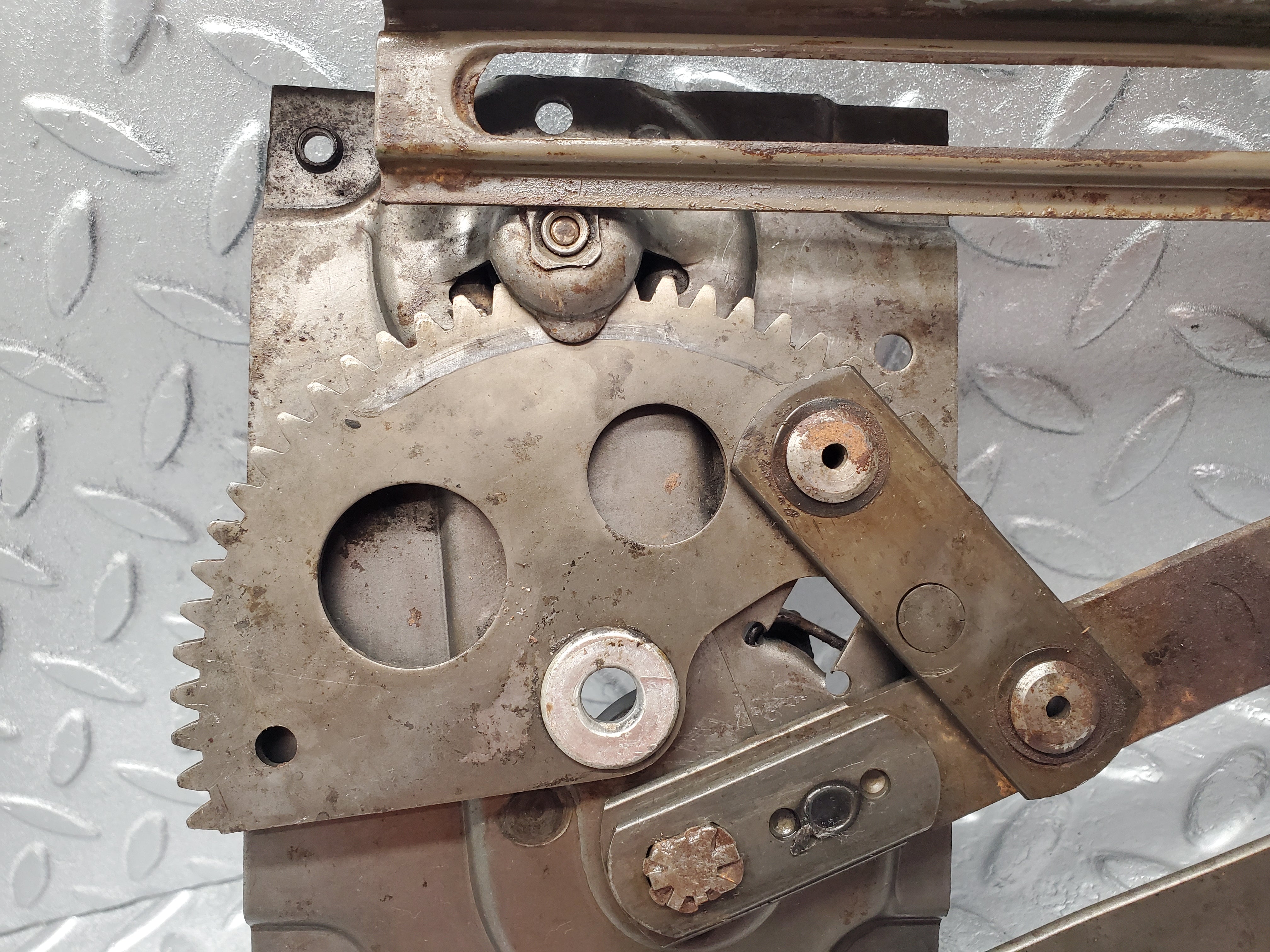 2050 Mercedes-Benz W105 219 Ponton Rear Left Manual Window Regulator