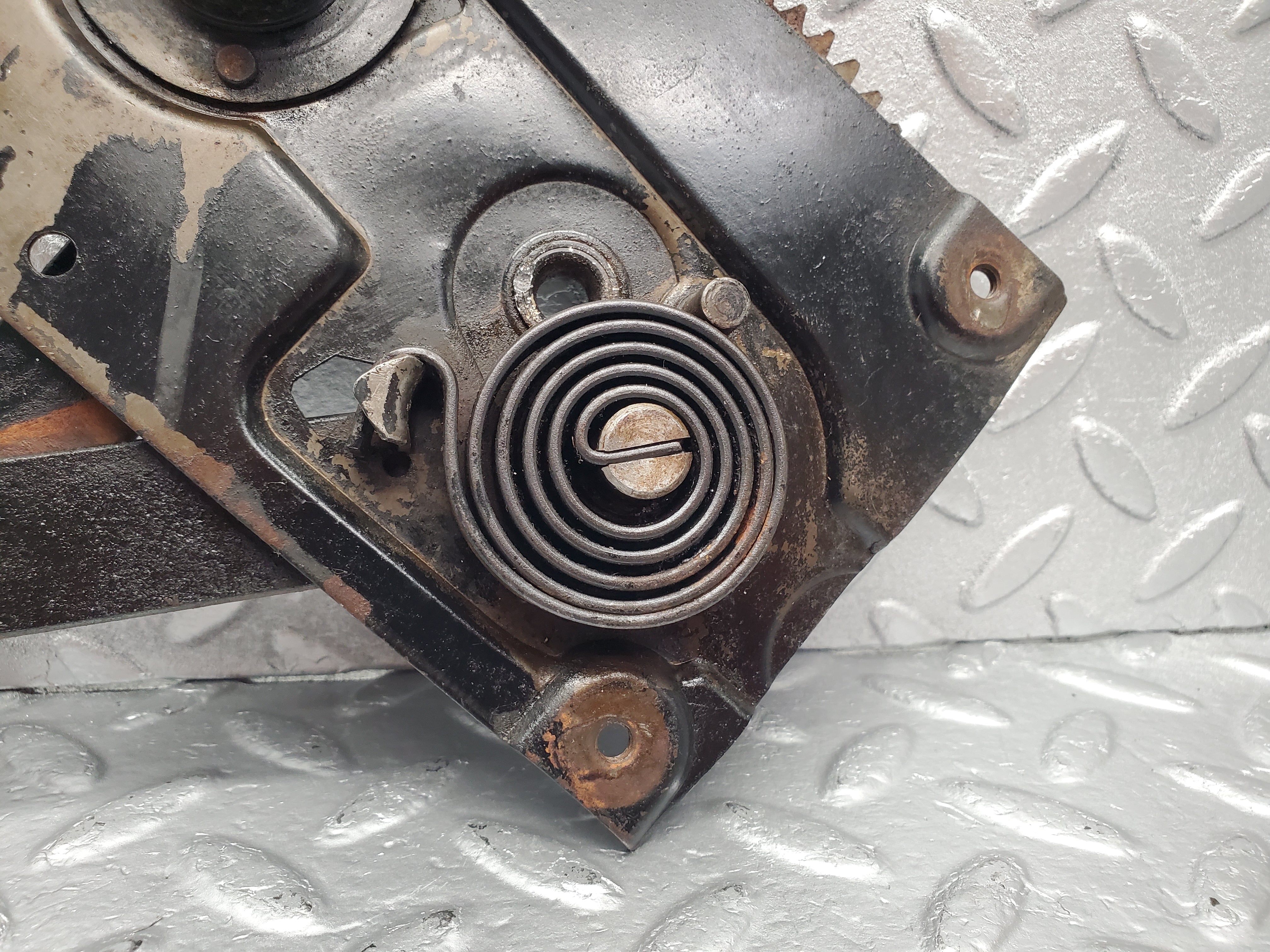 2052 Mercedes-Benz W105 219 Ponton Front Left Manual Window Regulator