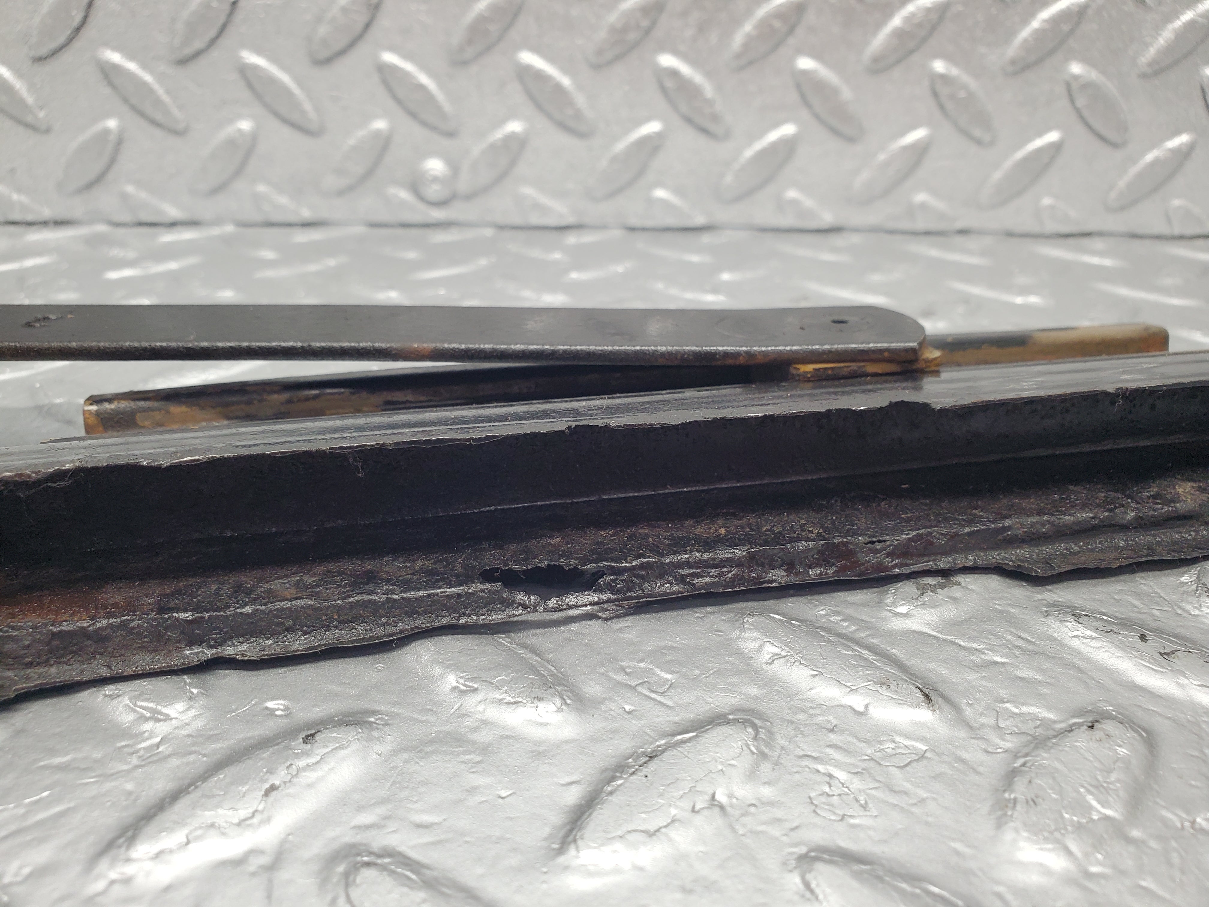 2052 Mercedes-Benz W105 219 Ponton Front Left Manual Window Regulator