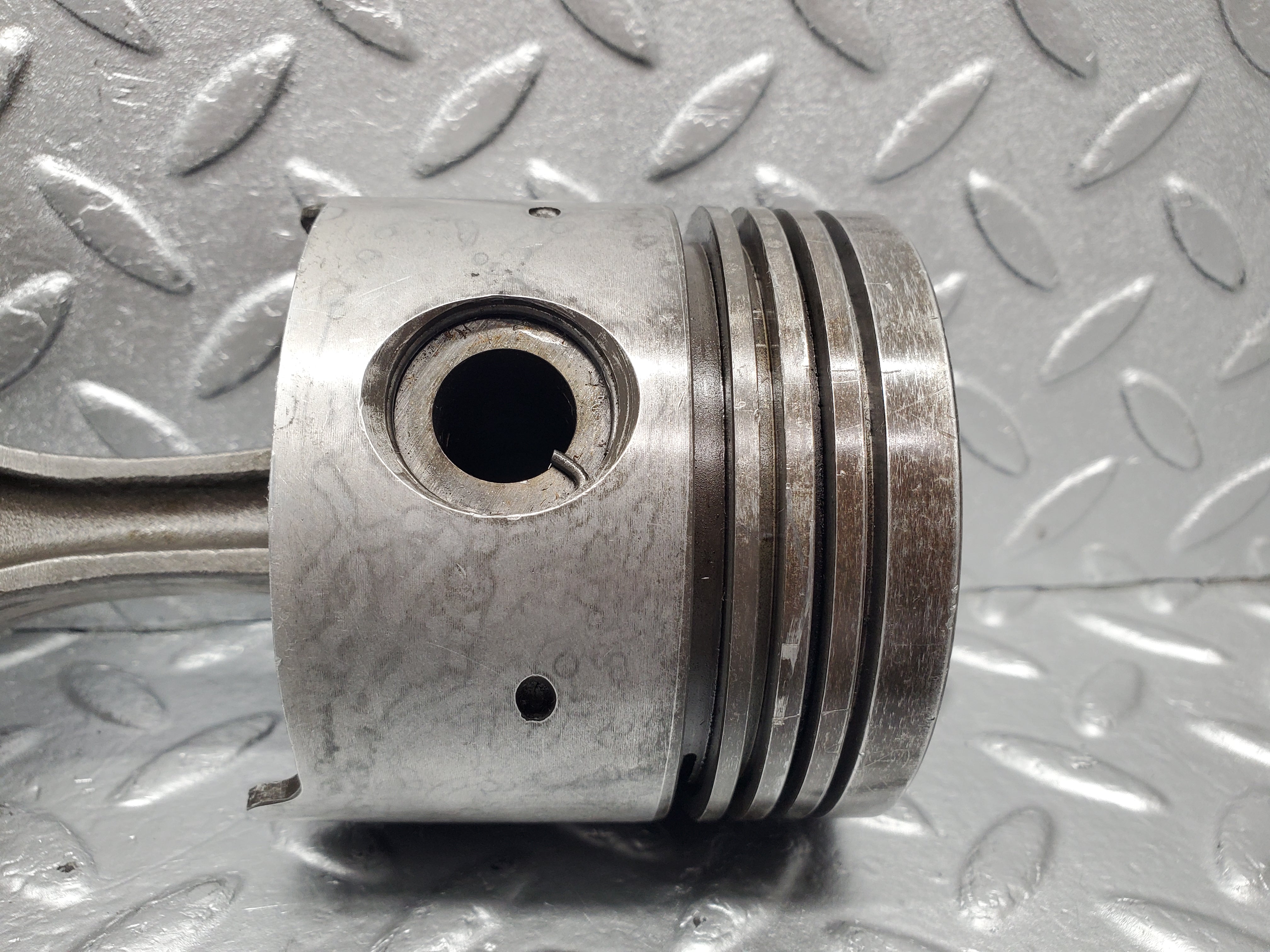 2123 Mercedes-Benz W108 280SE Piston With Connecting Rod 86.49 mm