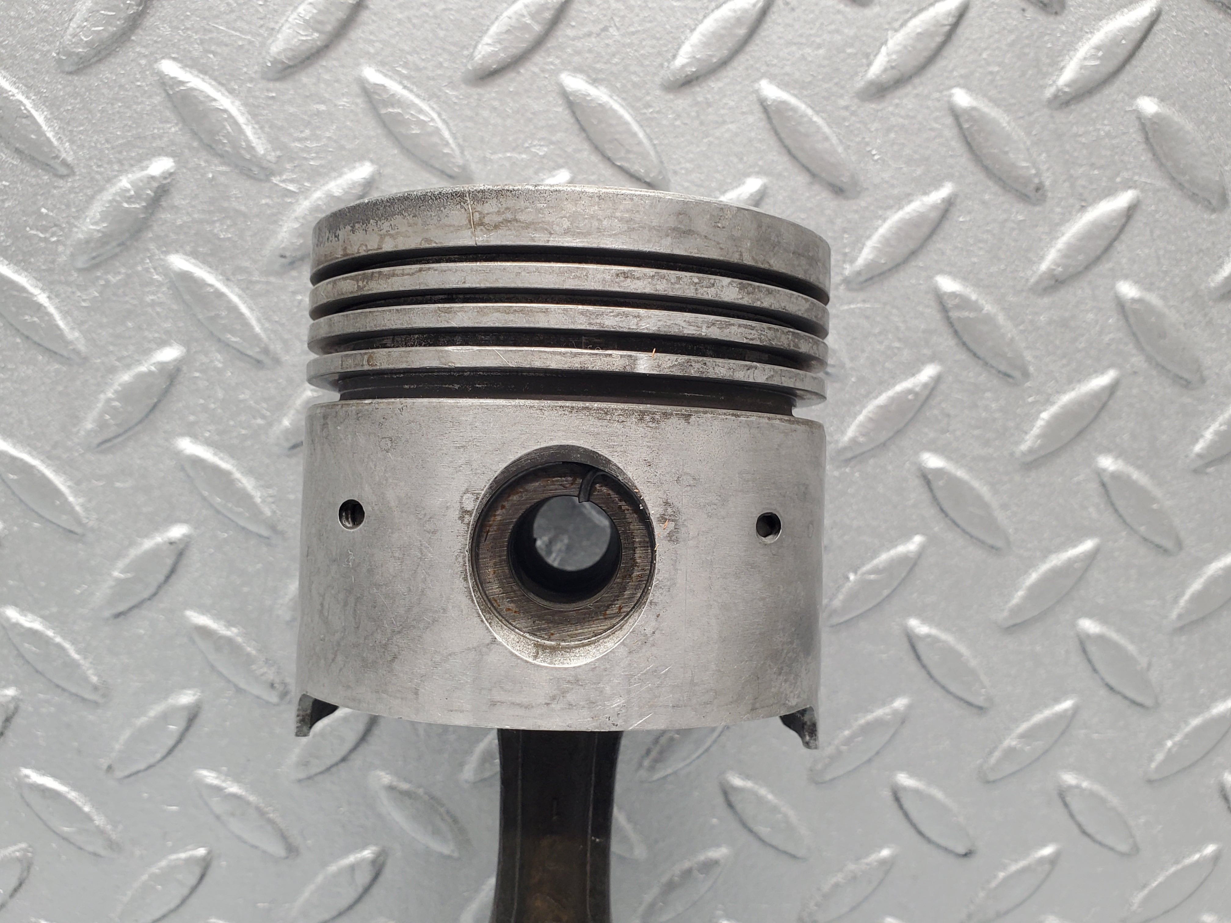 2124 Mercedes-Benz W108 280SE Piston With Connecting Rod 86.49 mm