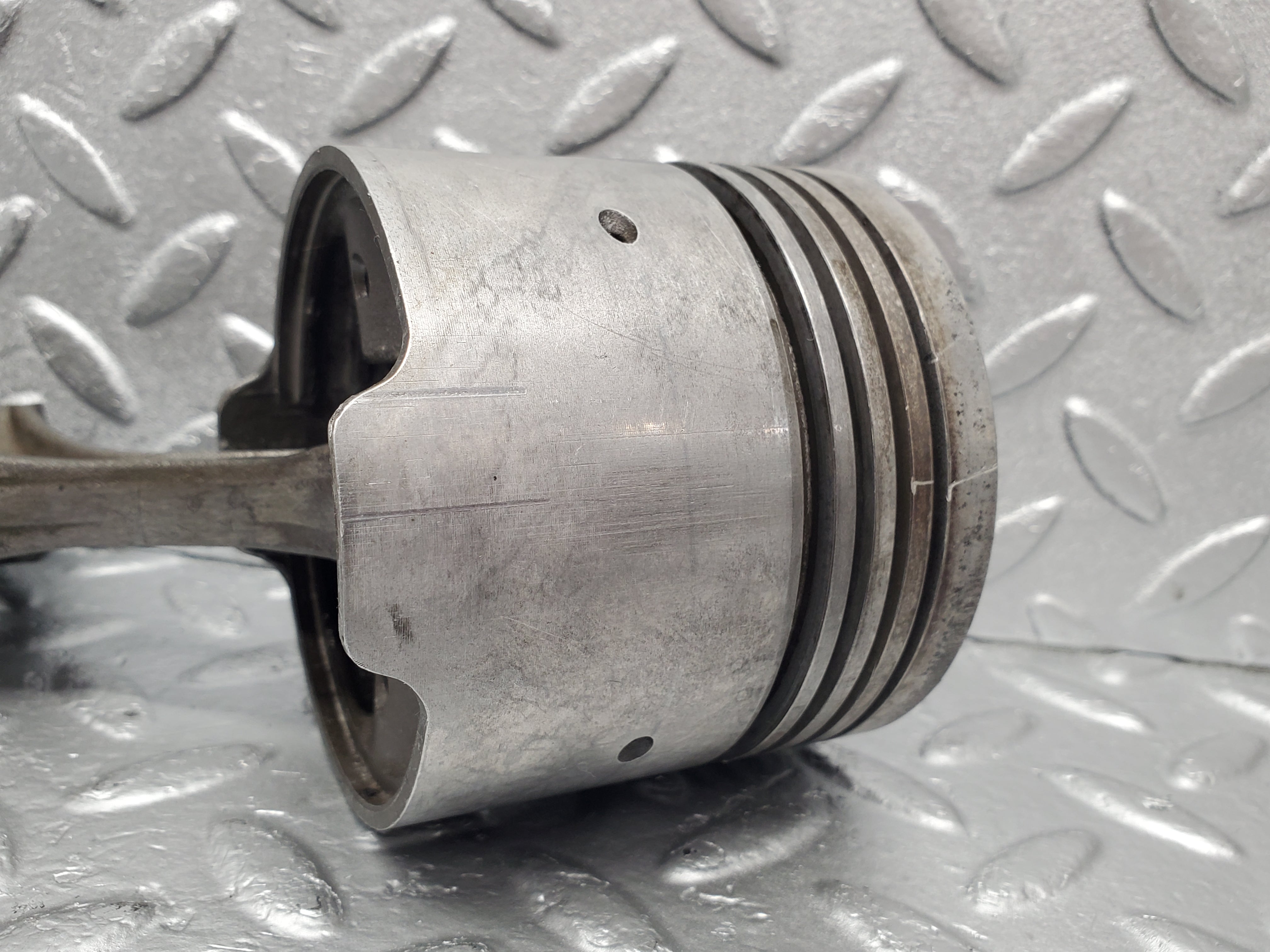 2124 Mercedes-Benz W108 280SE Piston With Connecting Rod 86.49 mm