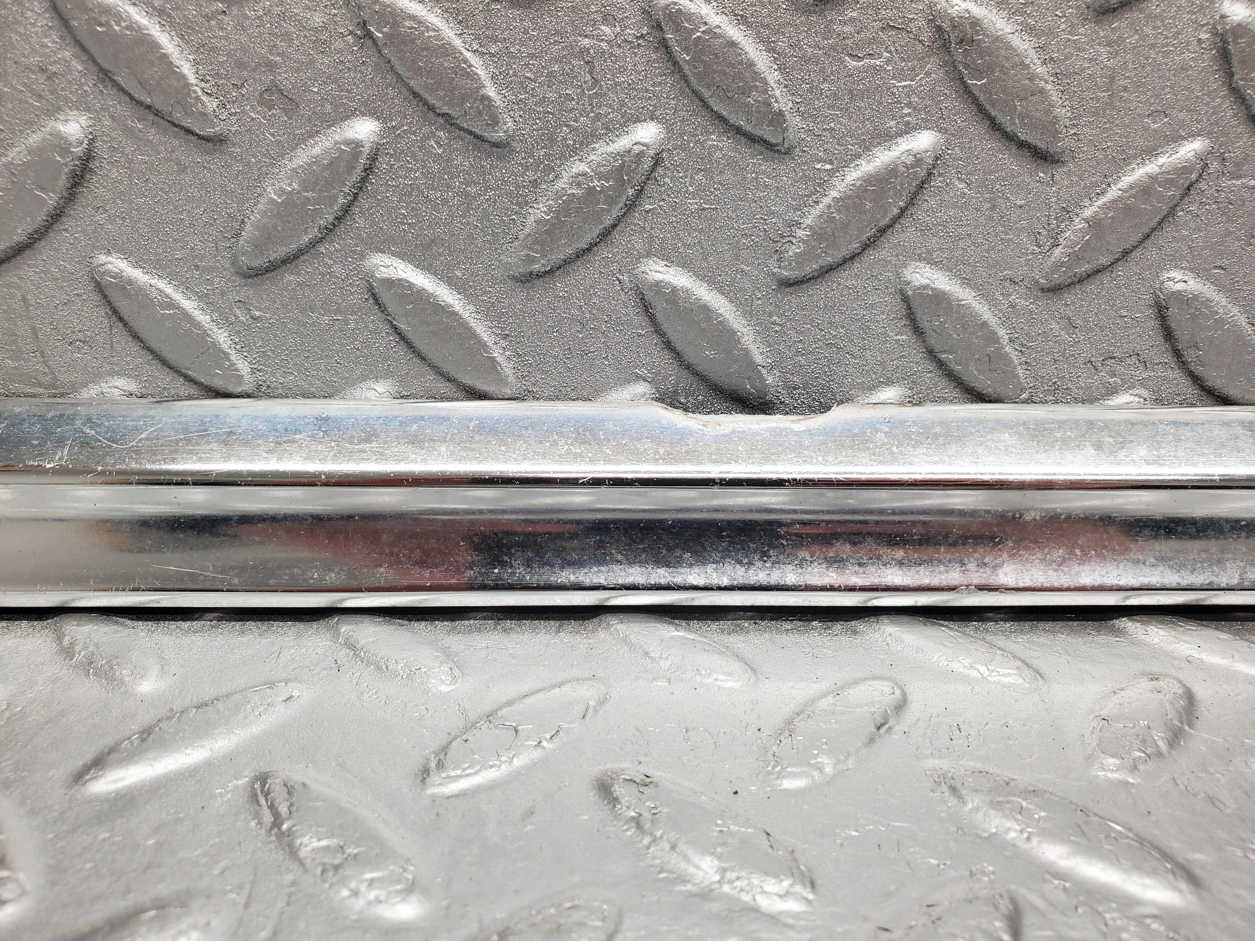 2130 Mercedes-Benz W116 350SE Rear Right Door Chrome Trim