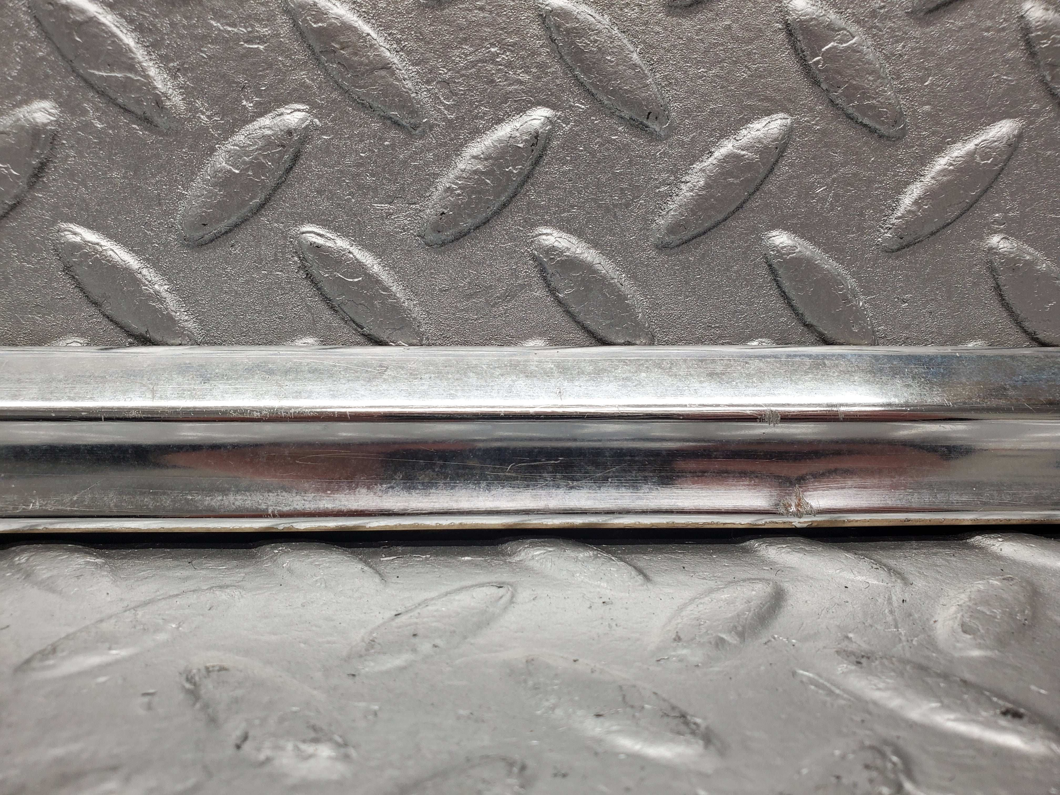 2130 Mercedes-Benz W116 350SE Rear Right Door Chrome Trim