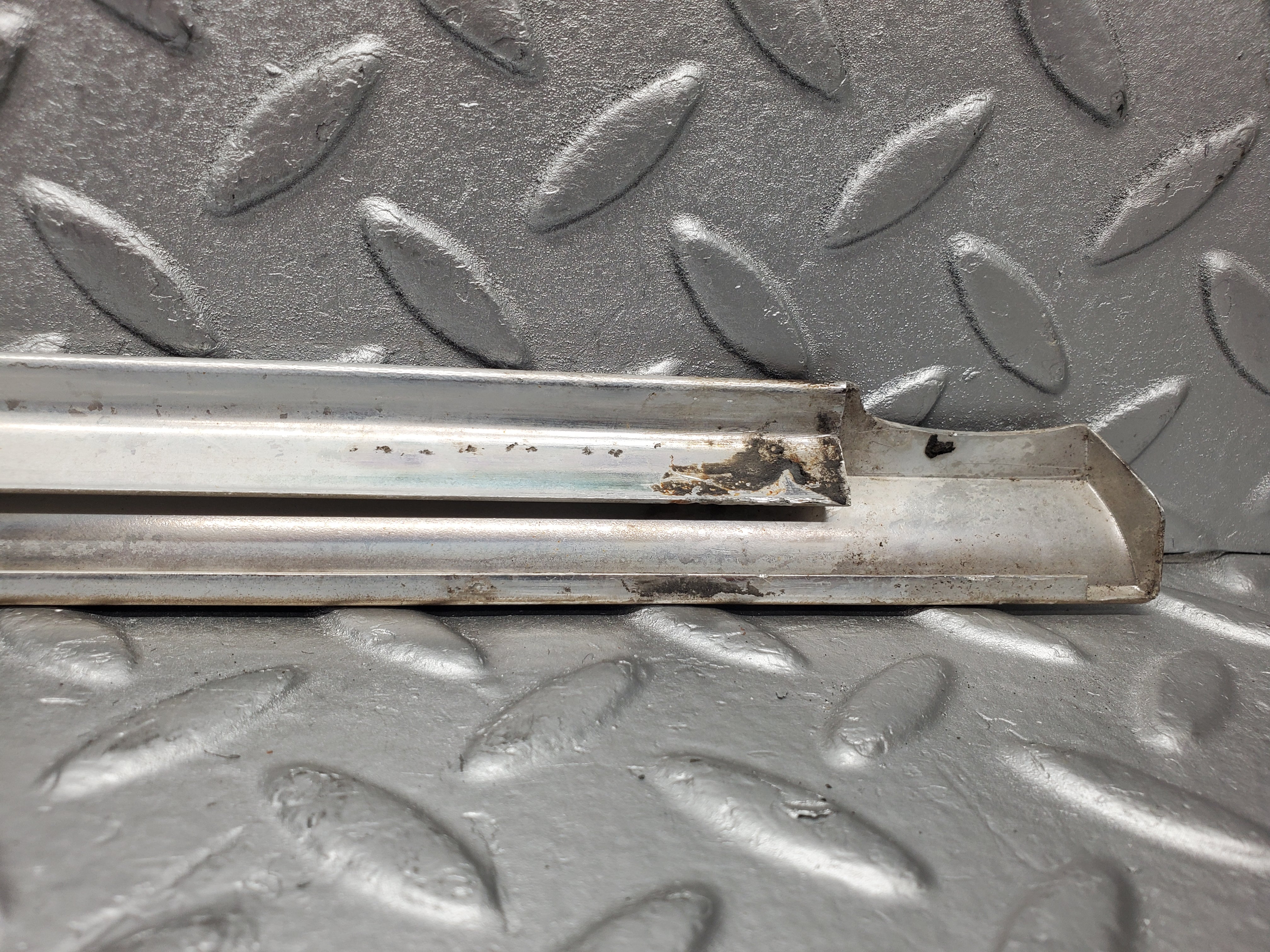 2130 Mercedes-Benz W116 350SE Rear Right Door Chrome Trim