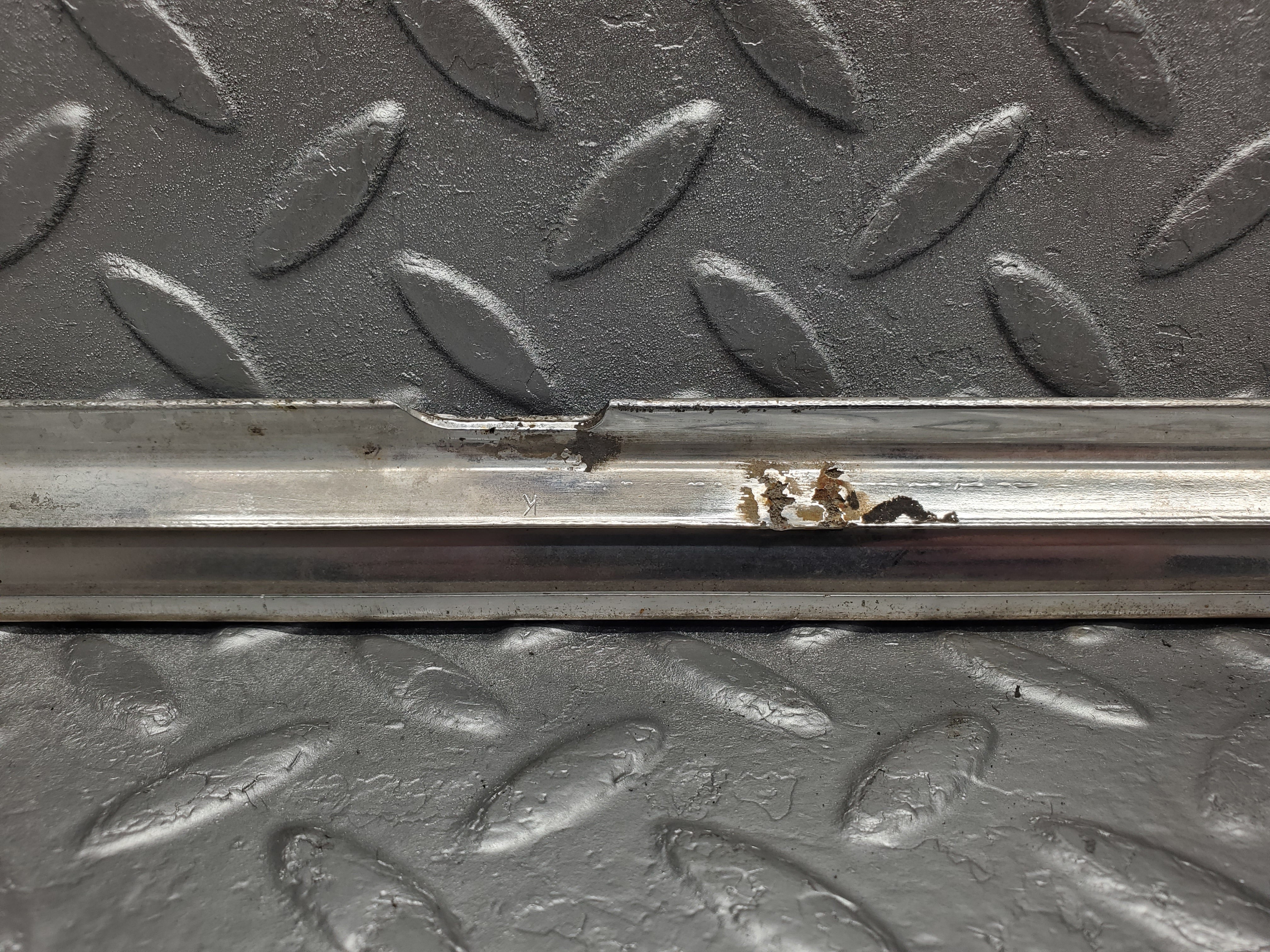 2131 Mercedes-Benz W116 350SE Rear Left Door Chrome Trim