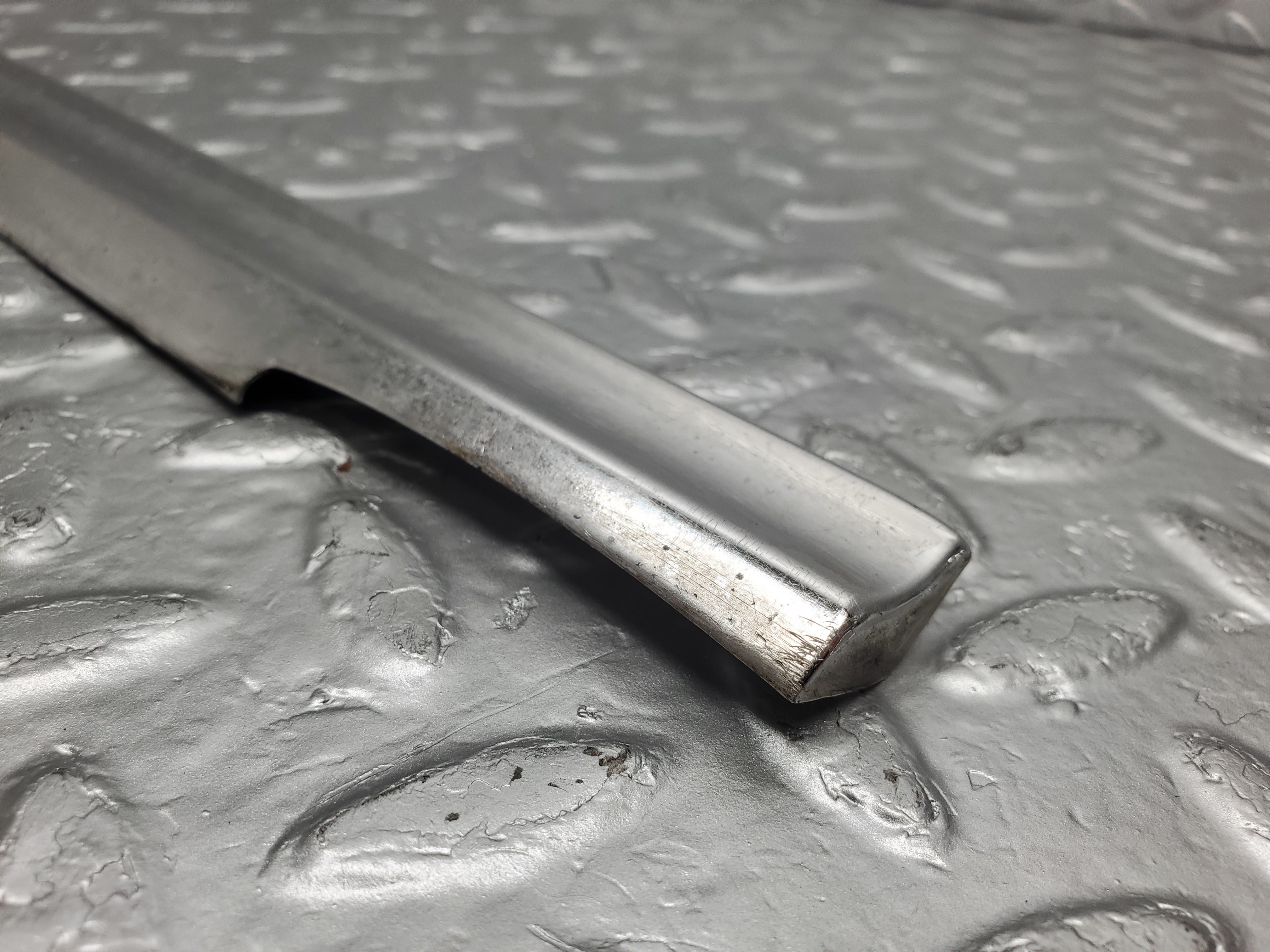 2131 Mercedes-Benz W116 350SE Rear Left Door Chrome Trim