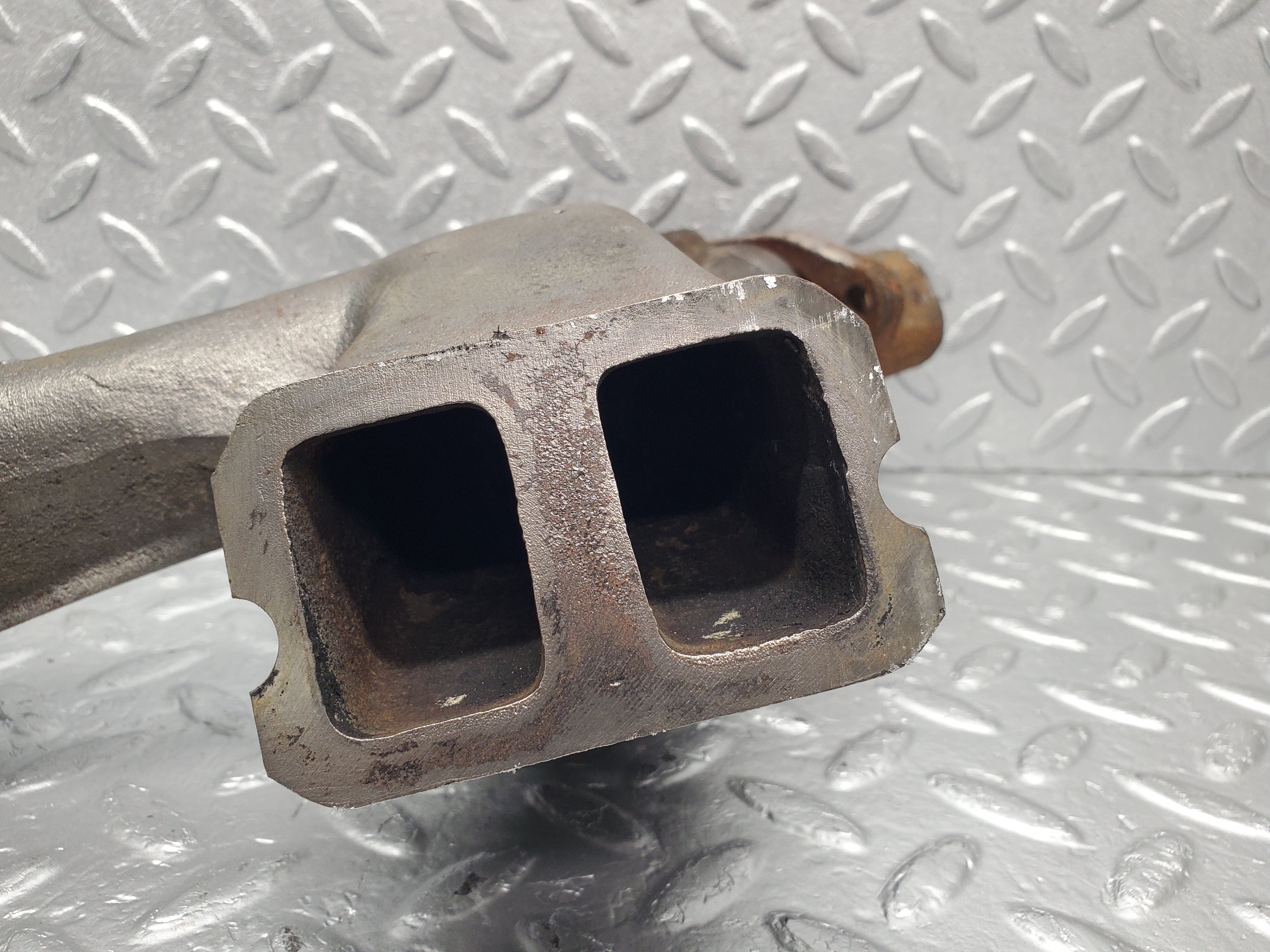 2141 Mercedes-Benz W108 280SE Exhaust Manifold 1141420702