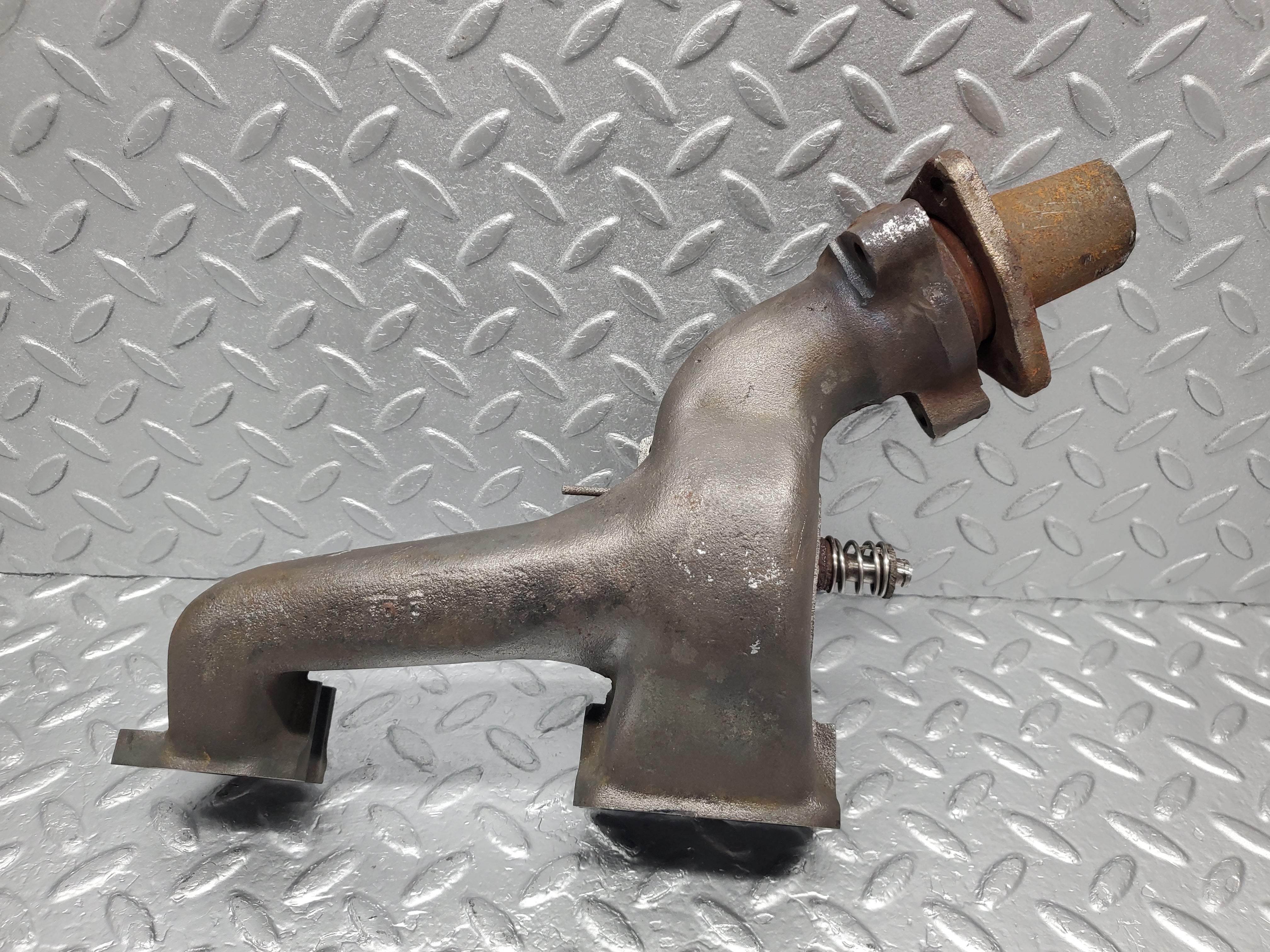 2141 Mercedes-Benz W108 280SE Exhaust Manifold 1141420702