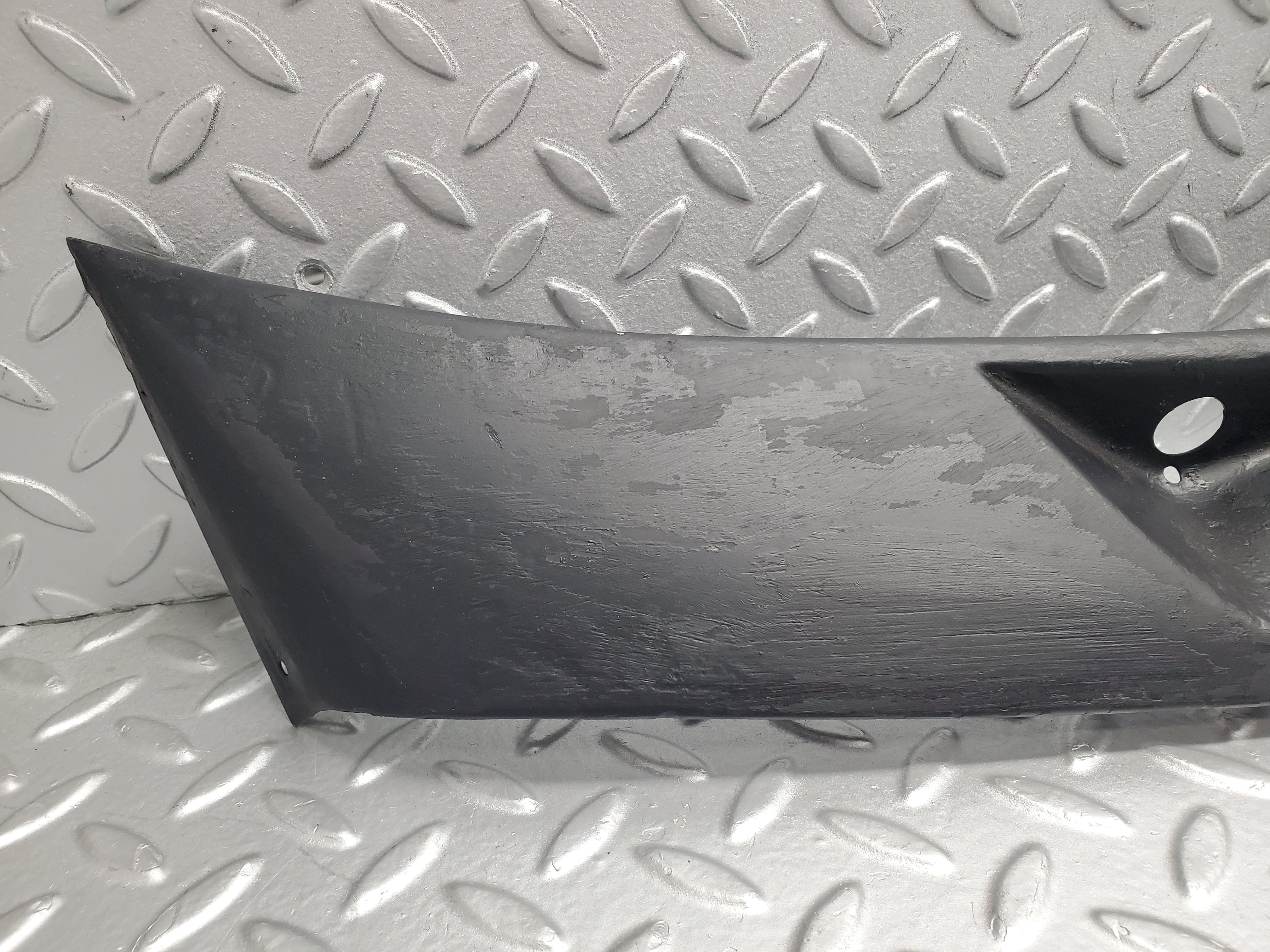 2139 Mercedes-Benz W108 280SE Wiper Motor Cover