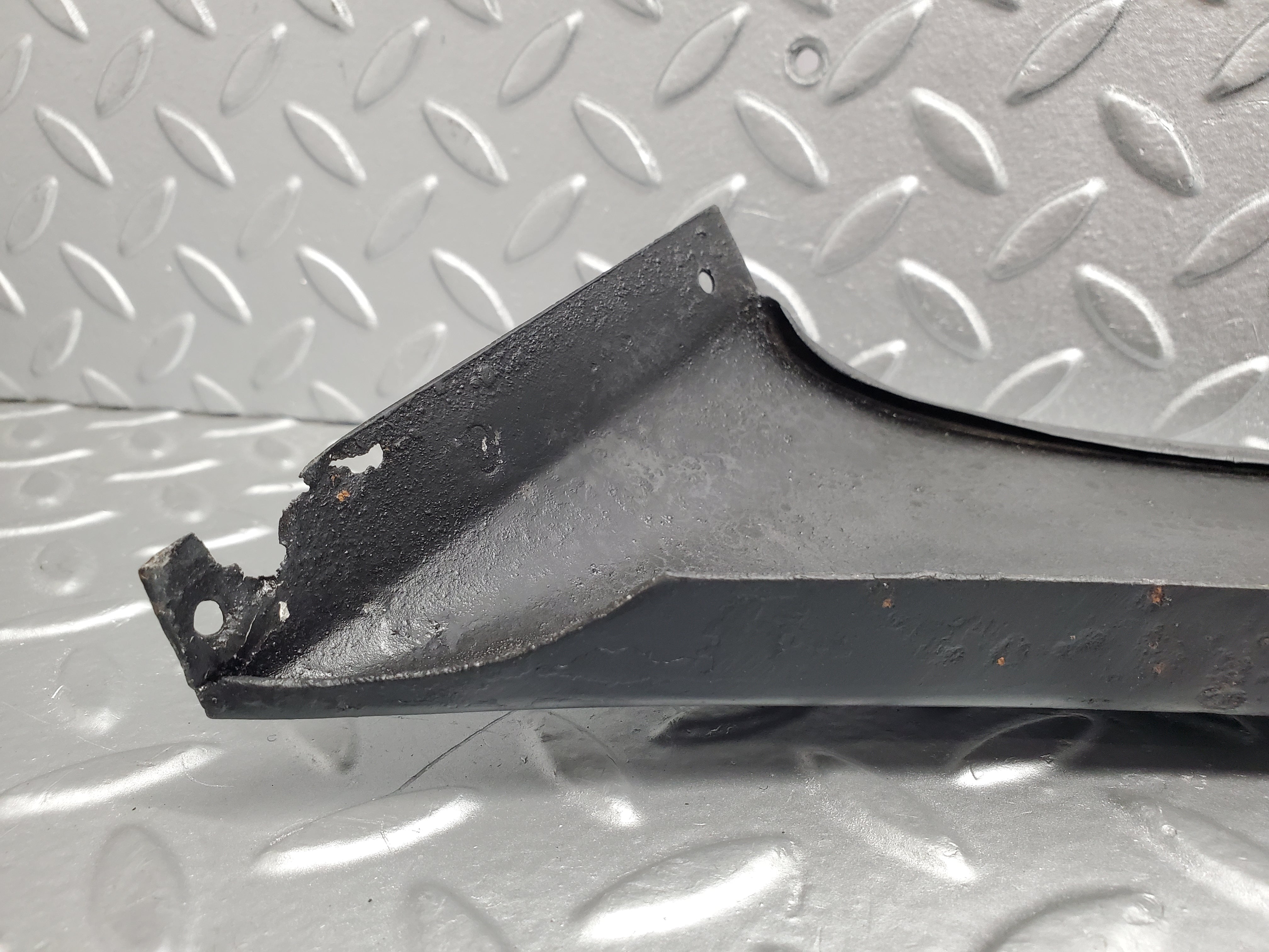 2139 Mercedes-Benz W108 280SE Wiper Motor Cover