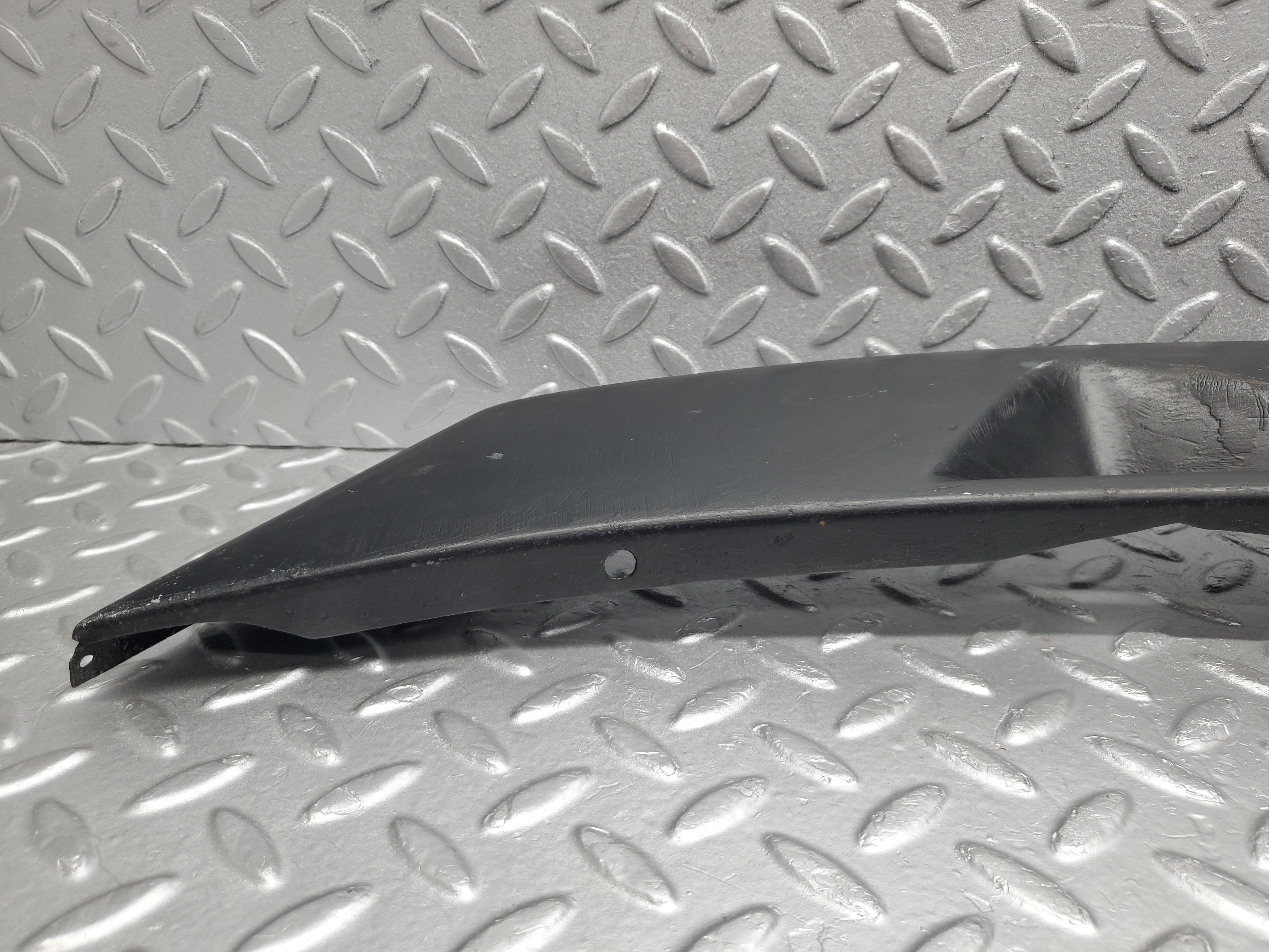 2139 Mercedes-Benz W108 280SE Wiper Motor Cover