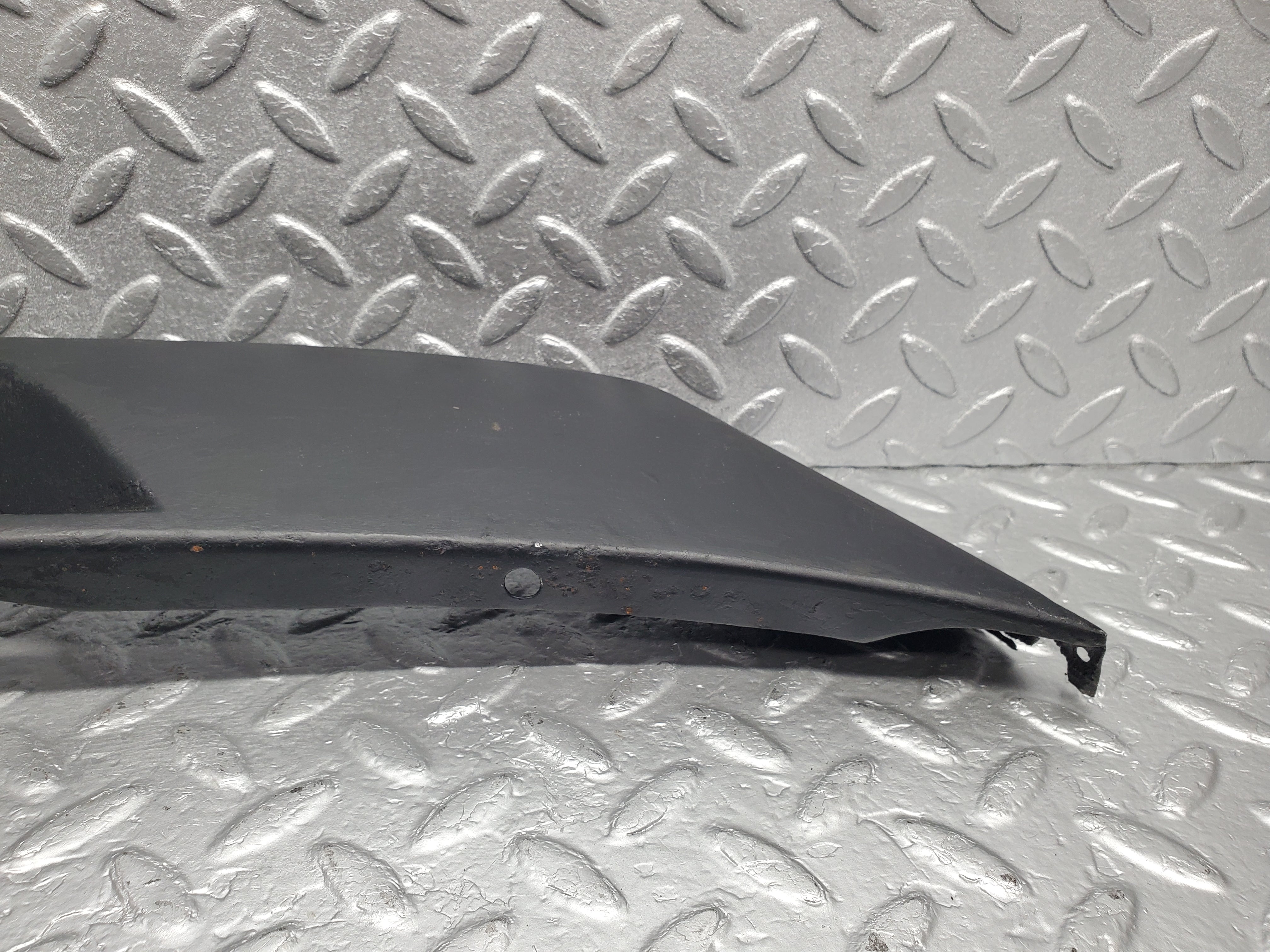 2139 Mercedes-Benz W108 280SE Wiper Motor Cover