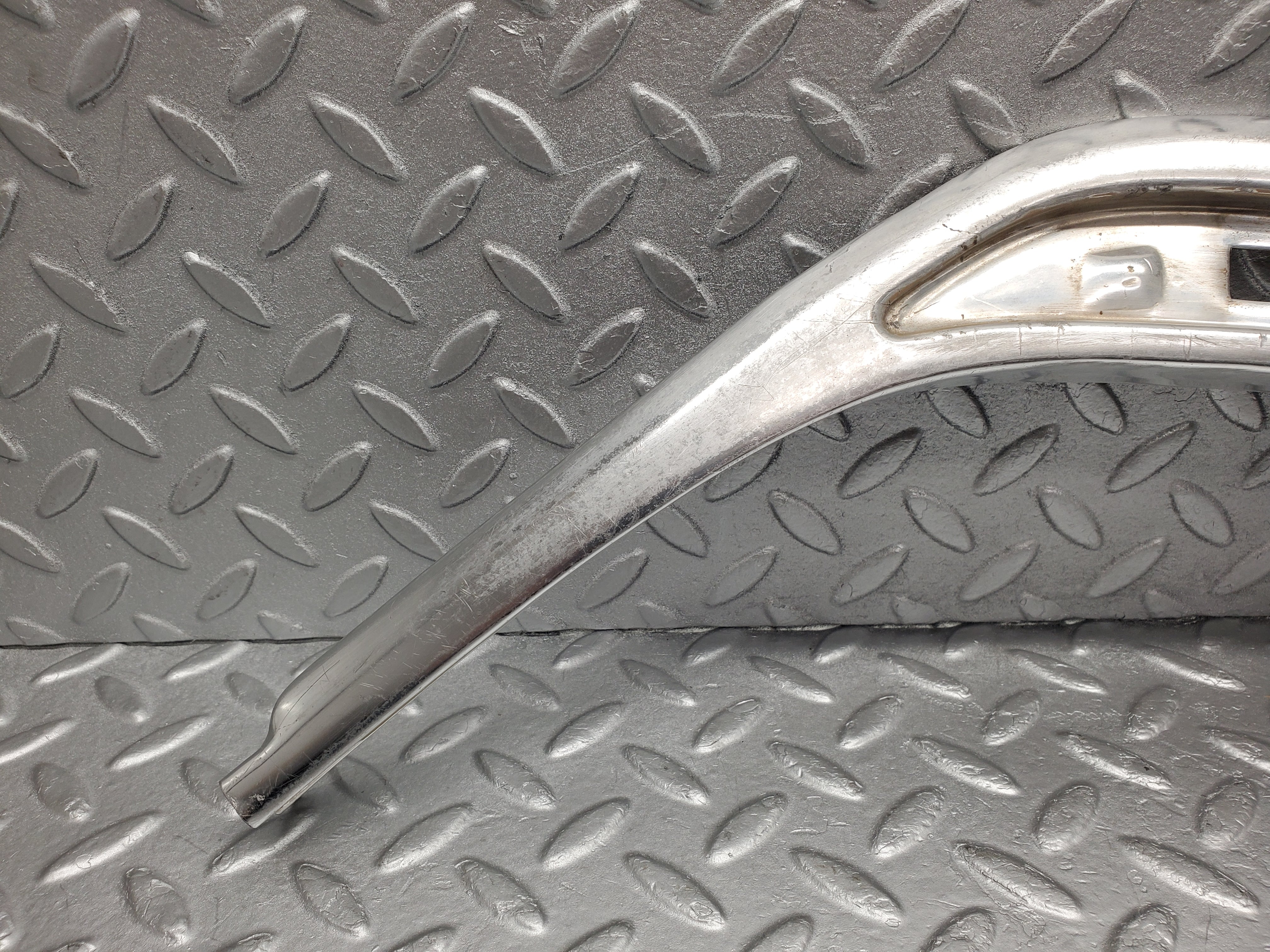 2167 Mercedes-Benz W116 350SE Front Right A Pillar Chrome Moulding Trim