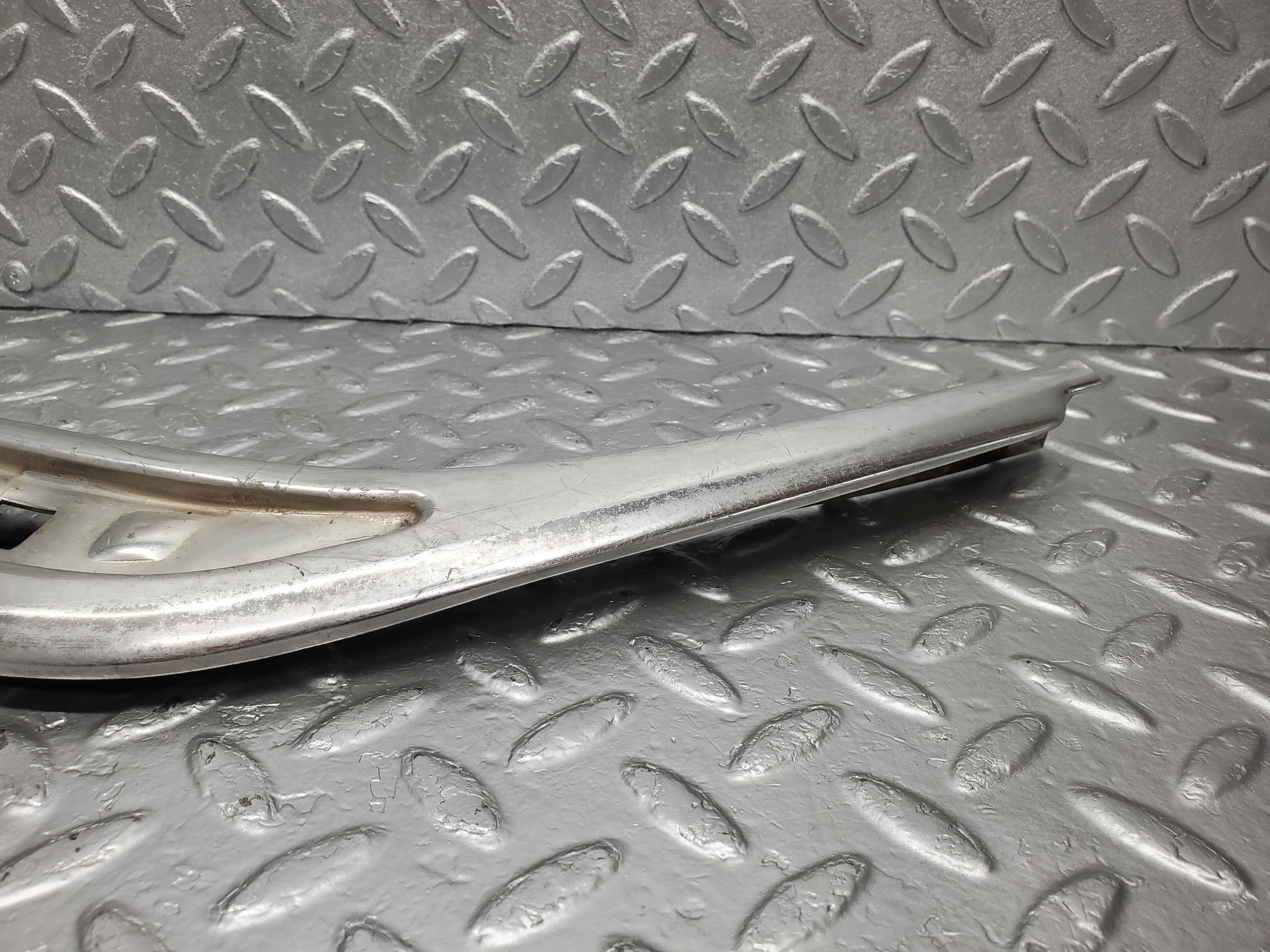 2167 Mercedes-Benz W116 350SE Front Right A Pillar Chrome Moulding Trim