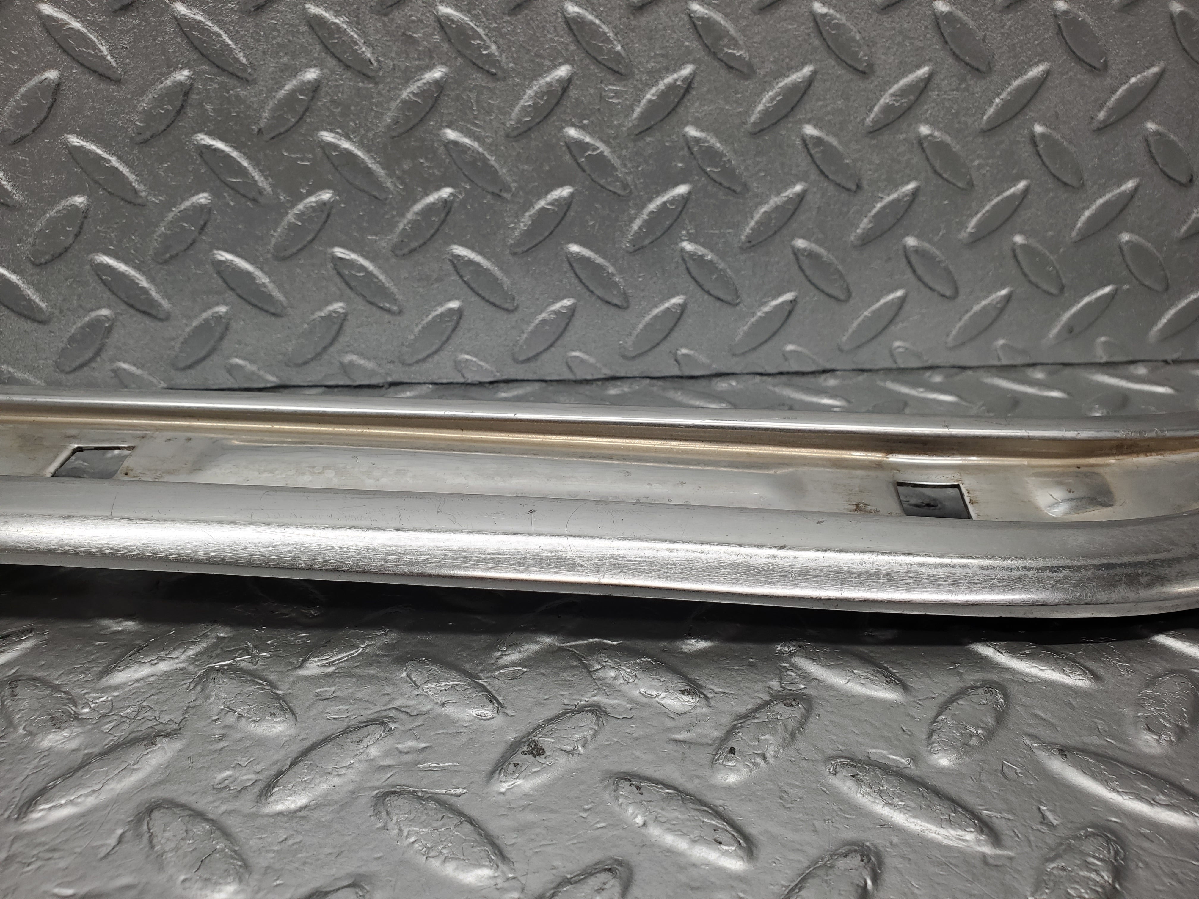 2167 Mercedes-Benz W116 350SE Front Right A Pillar Chrome Moulding Trim
