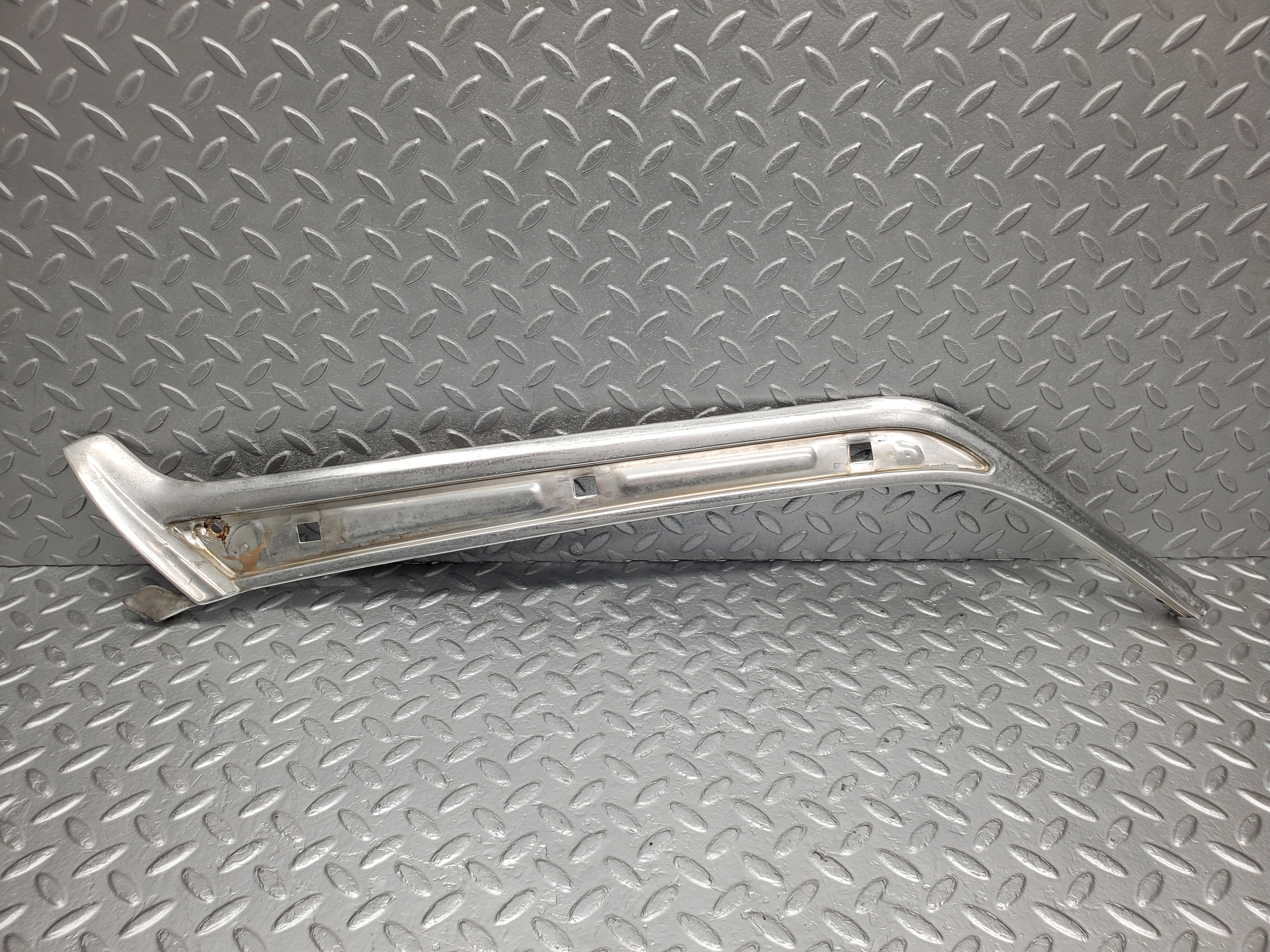 2168 Mercedes-Benz W116 350SE Front Left A Pillar Chrome Moulding Trim