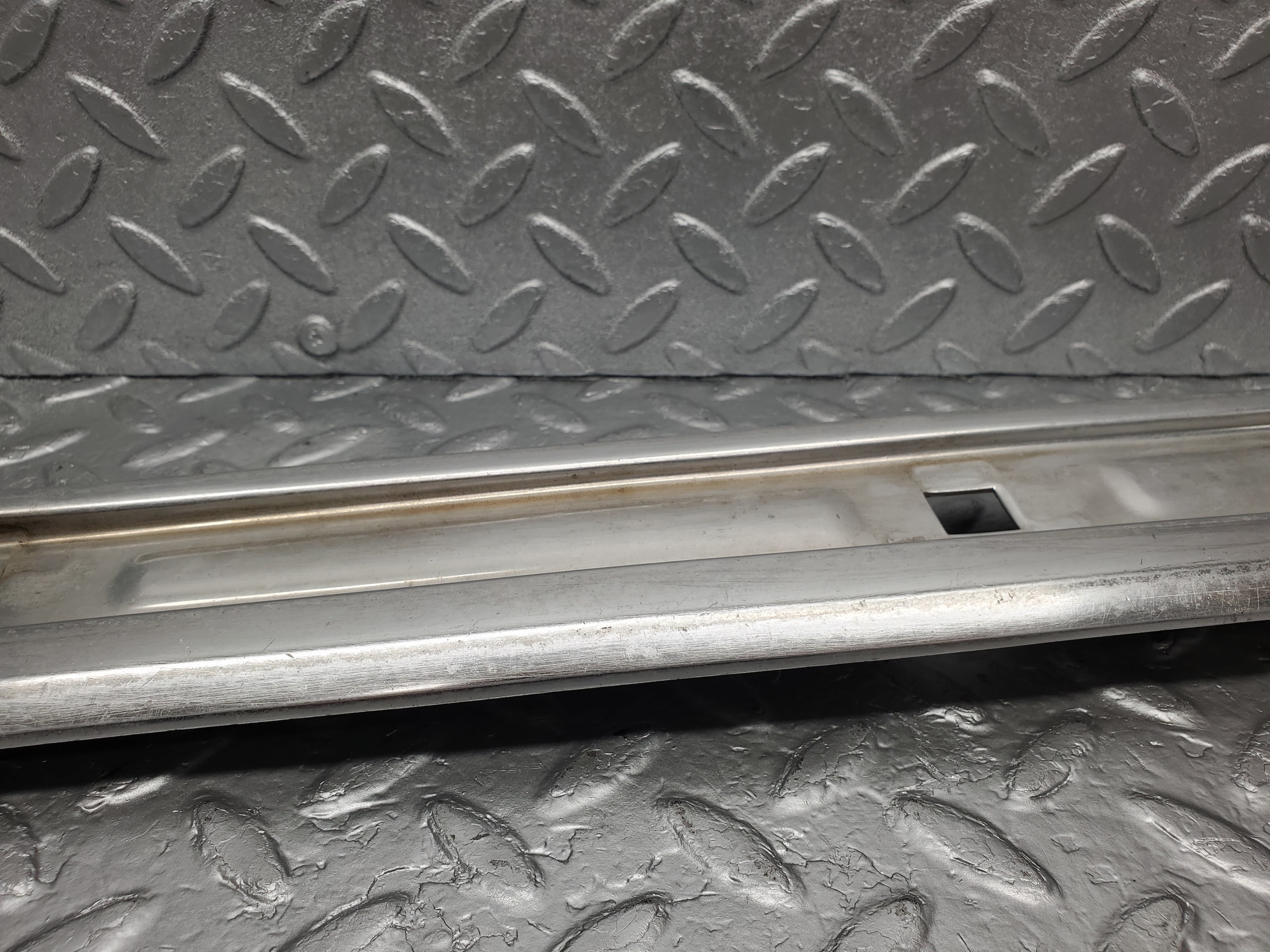 2168 Mercedes-Benz W116 350SE Front Left A Pillar Chrome Moulding Trim