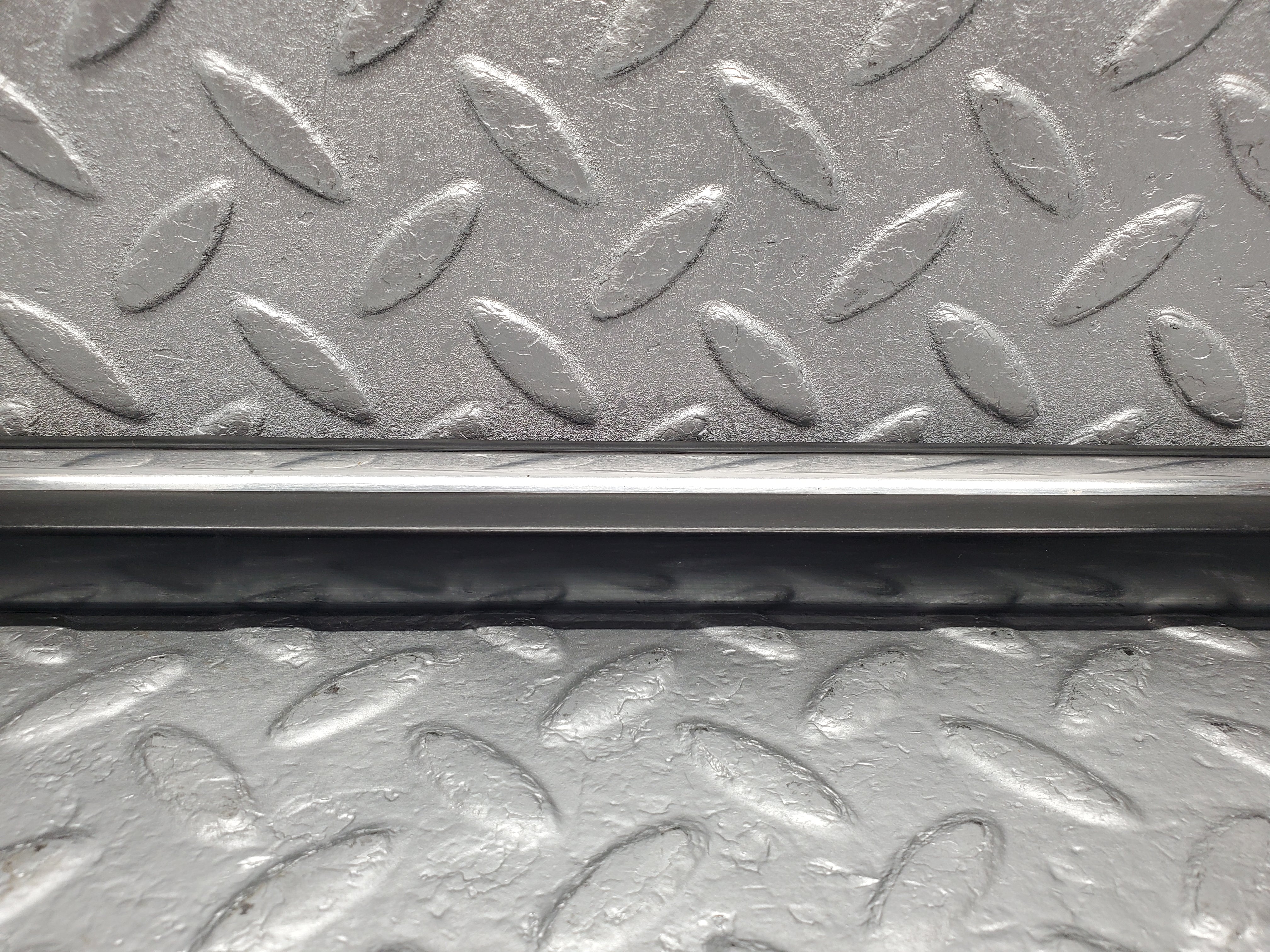 2169 Mercedes-Benz W116 350SE Rear Right Door Centre Moulding Trim