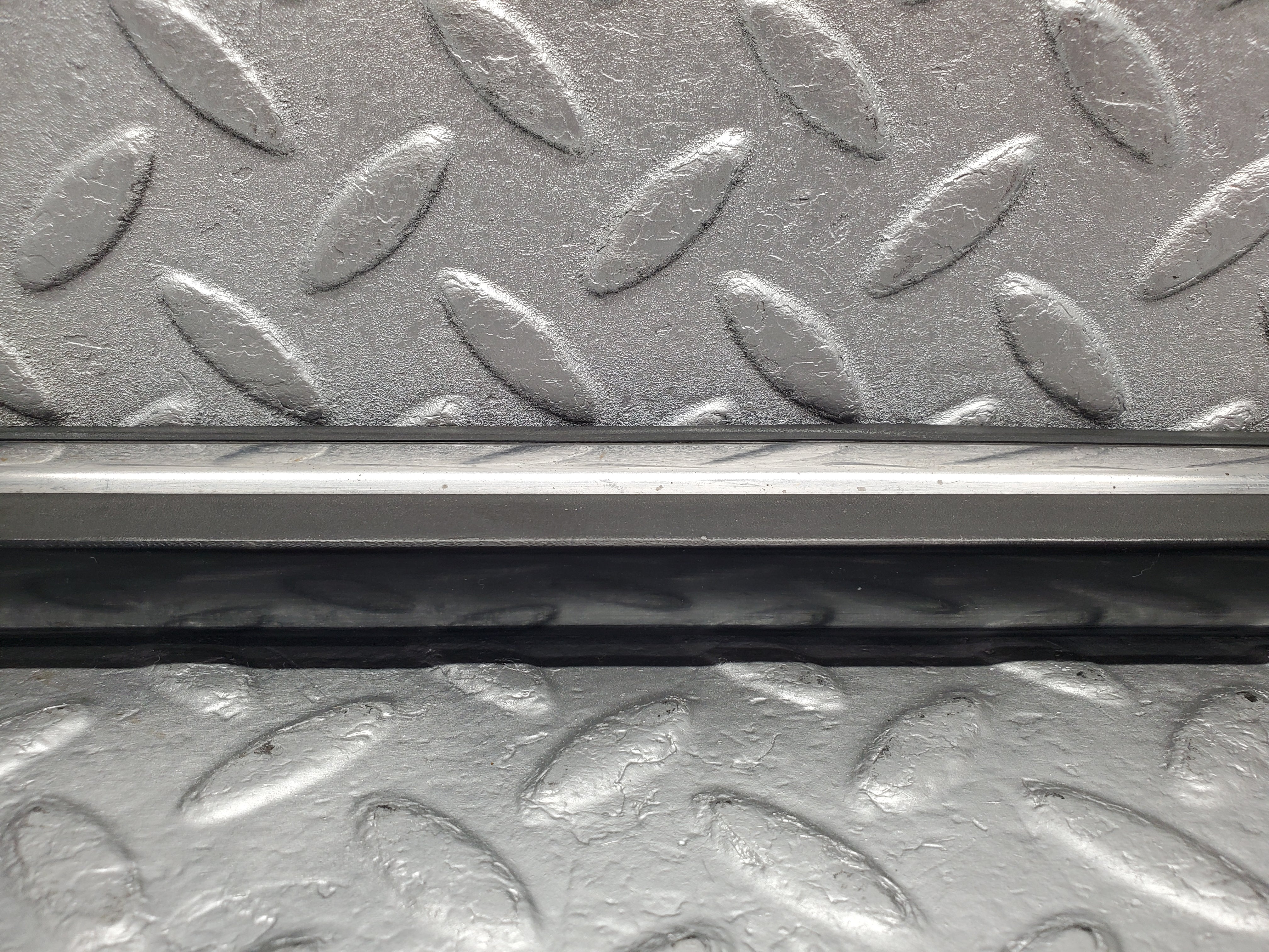 2170 Mercedes-Benz W116 350SE Rear Left Door Centre Moulding Trim