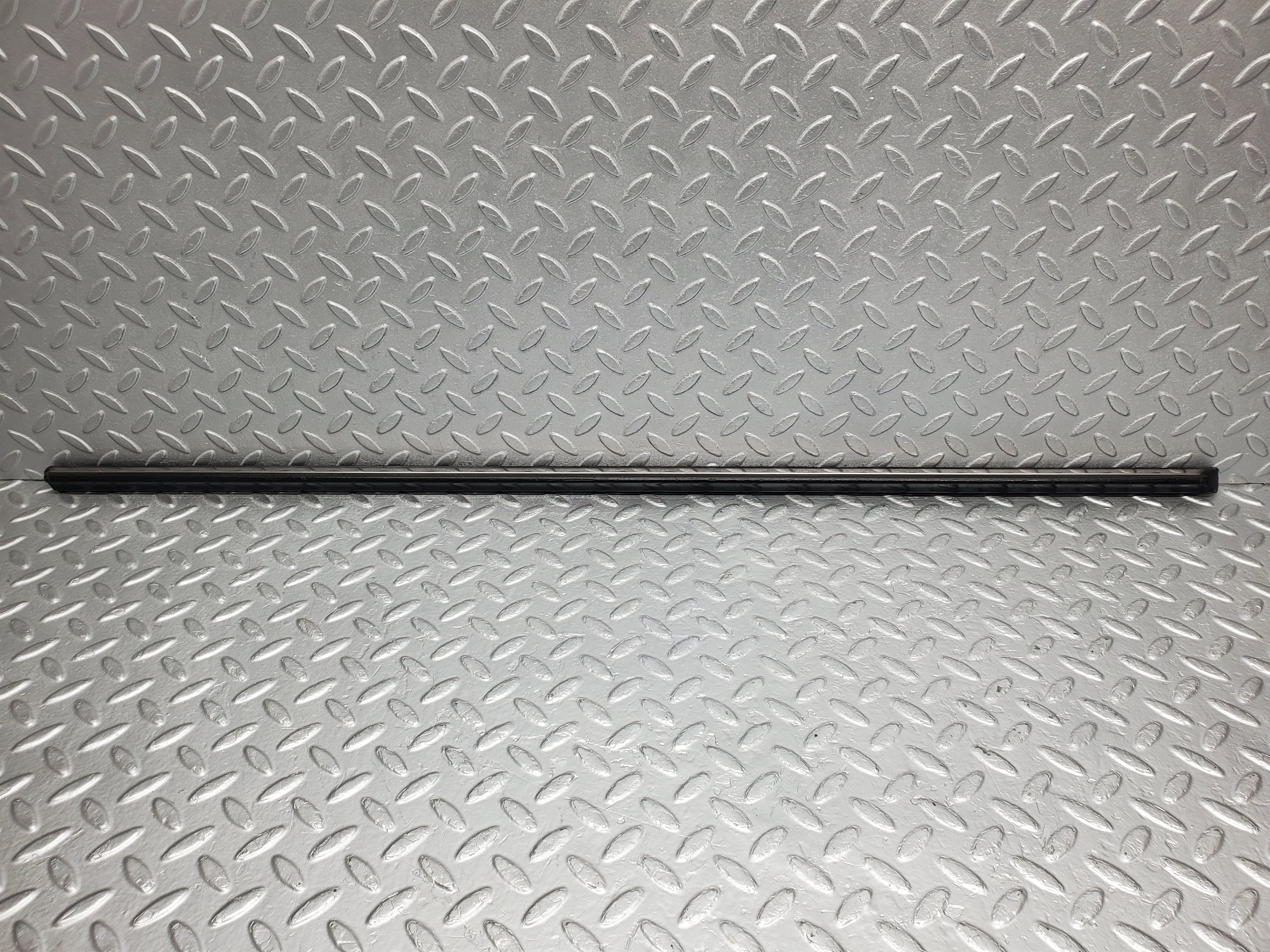 2172 Mercedes-Benz W123 230E Rear Right Door Centre Moulding Trim