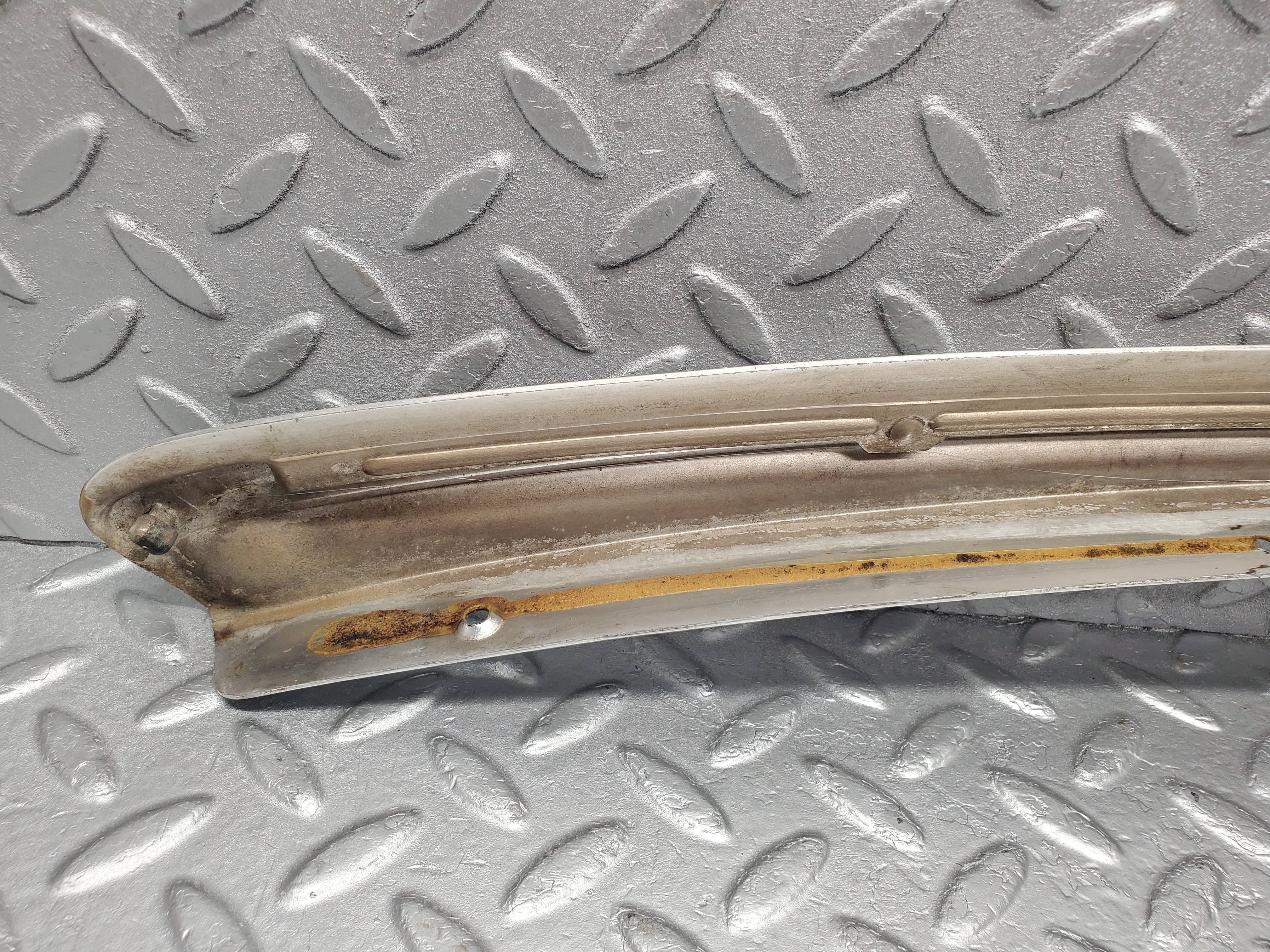 2177 Mercedes-Benz W116 350SE C Pillar Chrome Moulding Trim Left Side