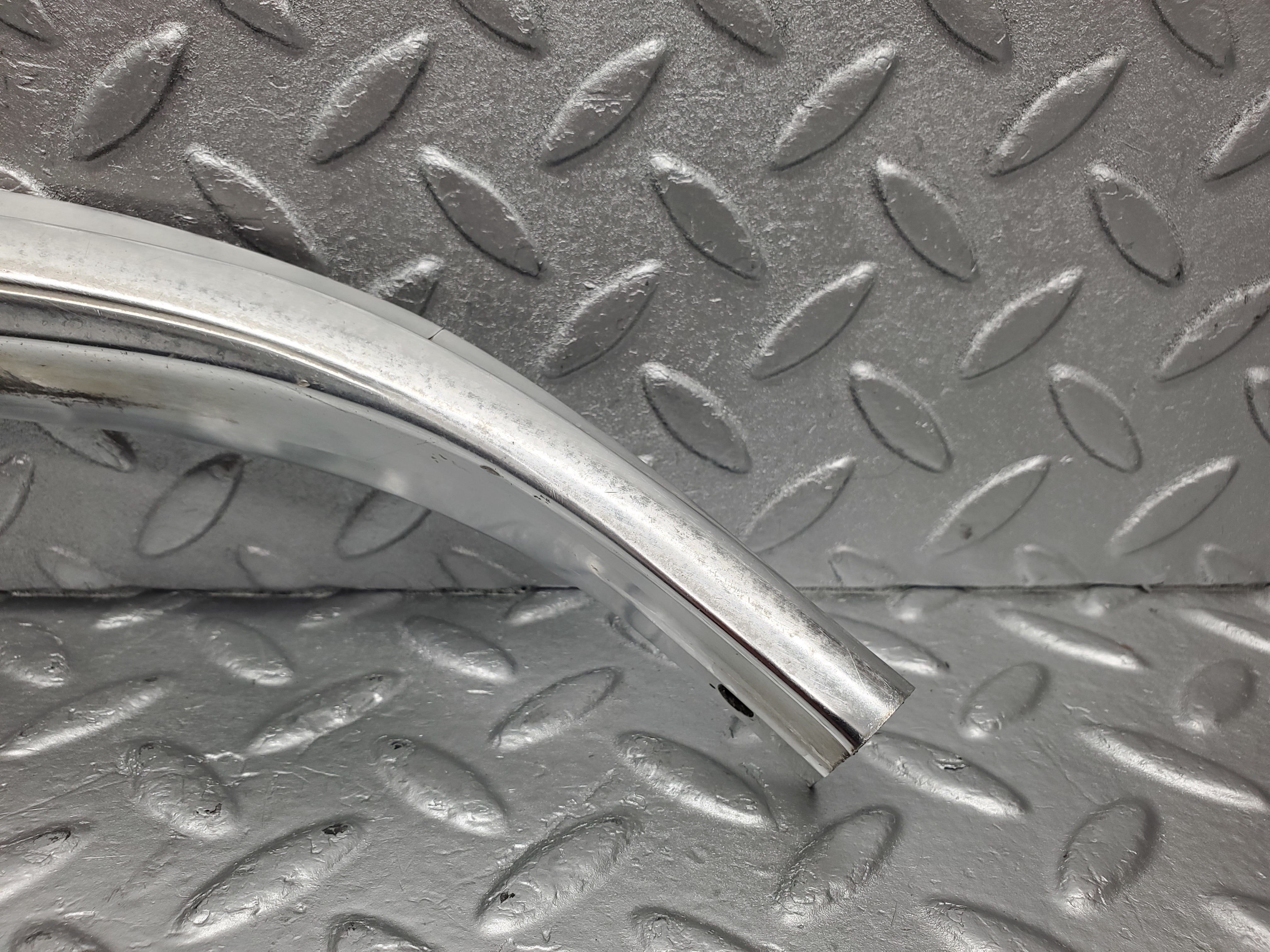 2178 Mercedes-Benz W116 350SE C Pillar Chrome Moulding Trim Right Side