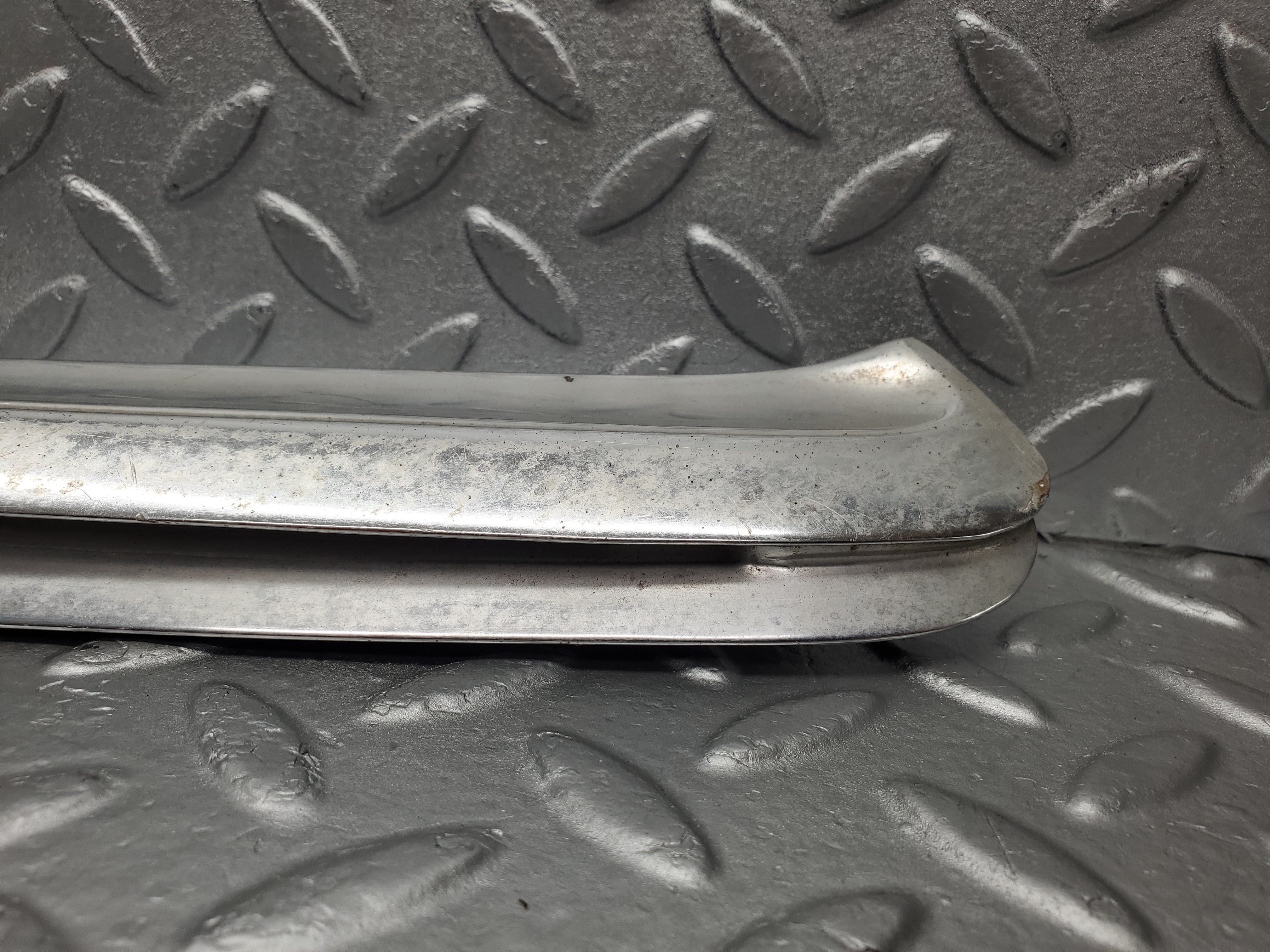 2178 Mercedes-Benz W116 350SE C Pillar Chrome Moulding Trim Right Side
