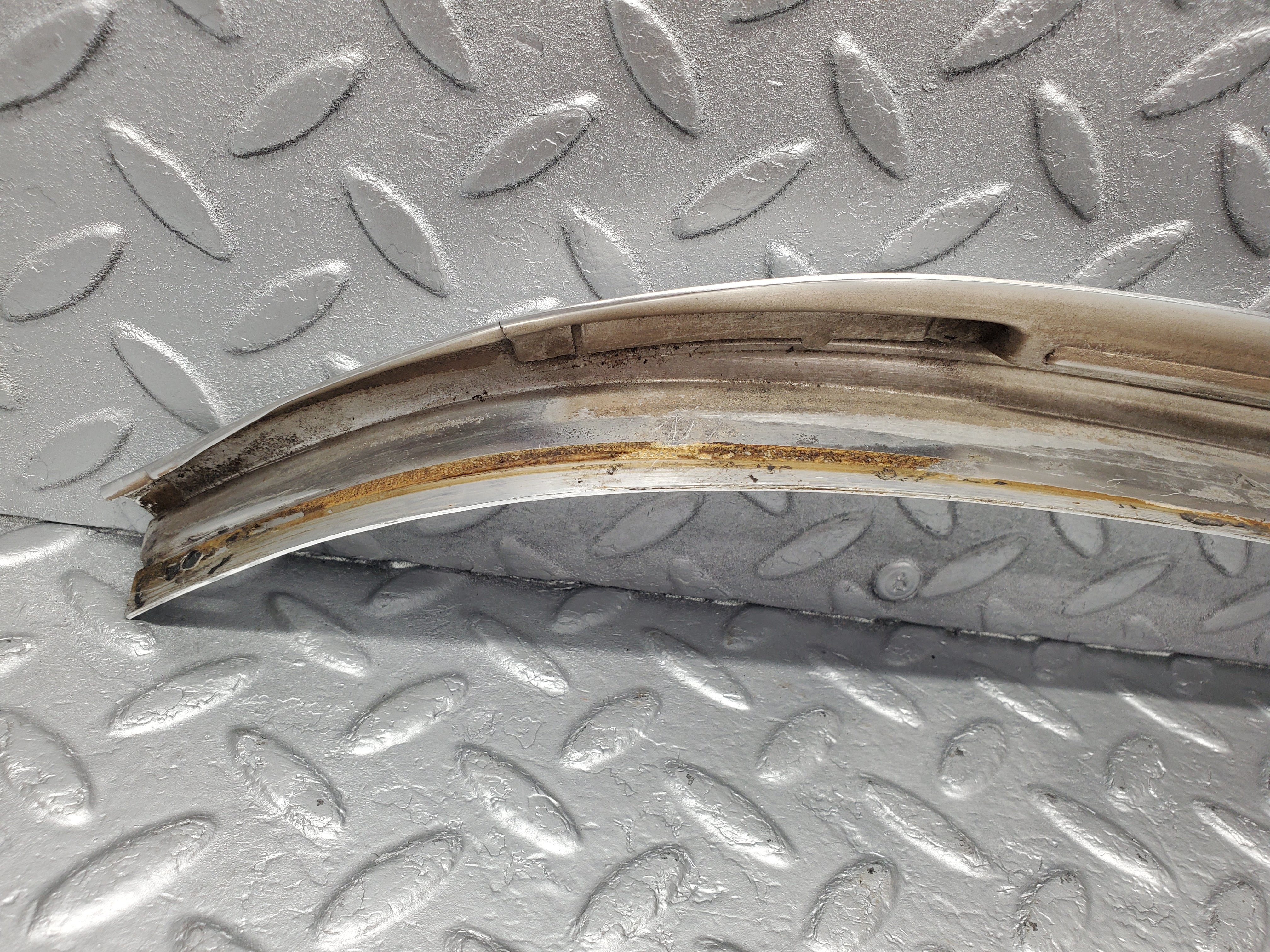 2178 Mercedes-Benz W116 350SE C Pillar Chrome Moulding Trim Right Side