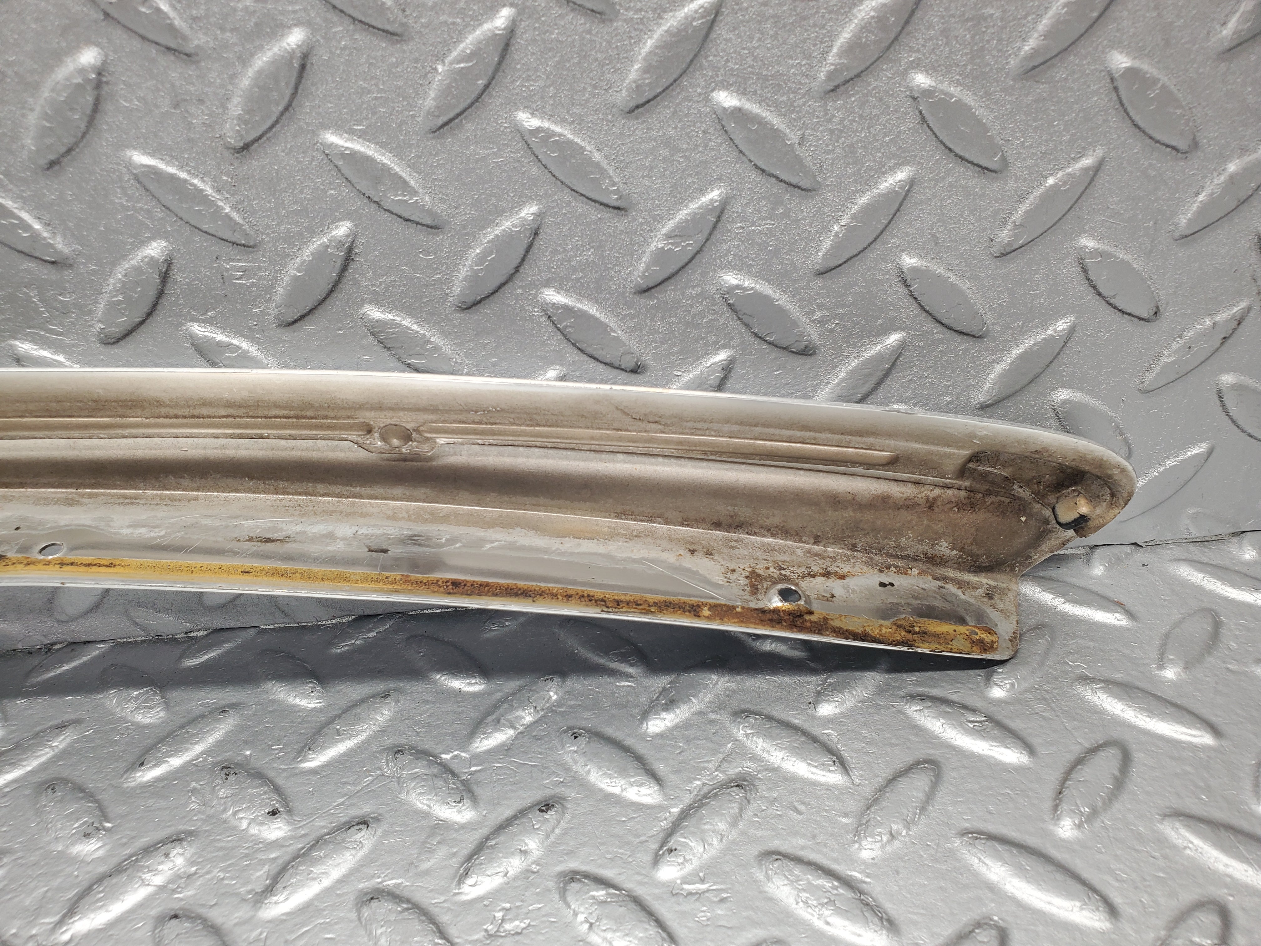 2178 Mercedes-Benz W116 350SE C Pillar Chrome Moulding Trim Right Side