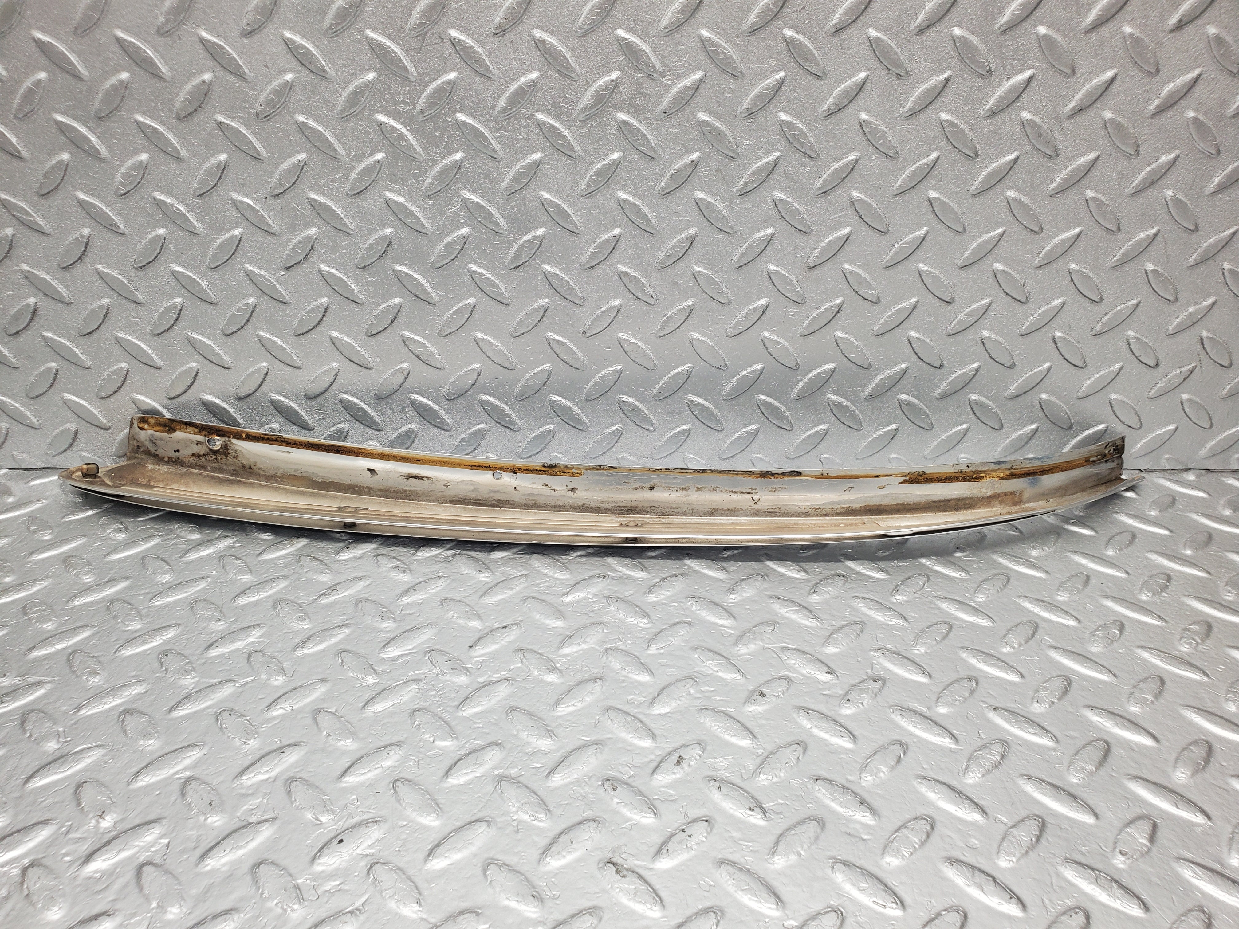 2178 Mercedes-Benz W116 350SE C Pillar Chrome Moulding Trim Right Side