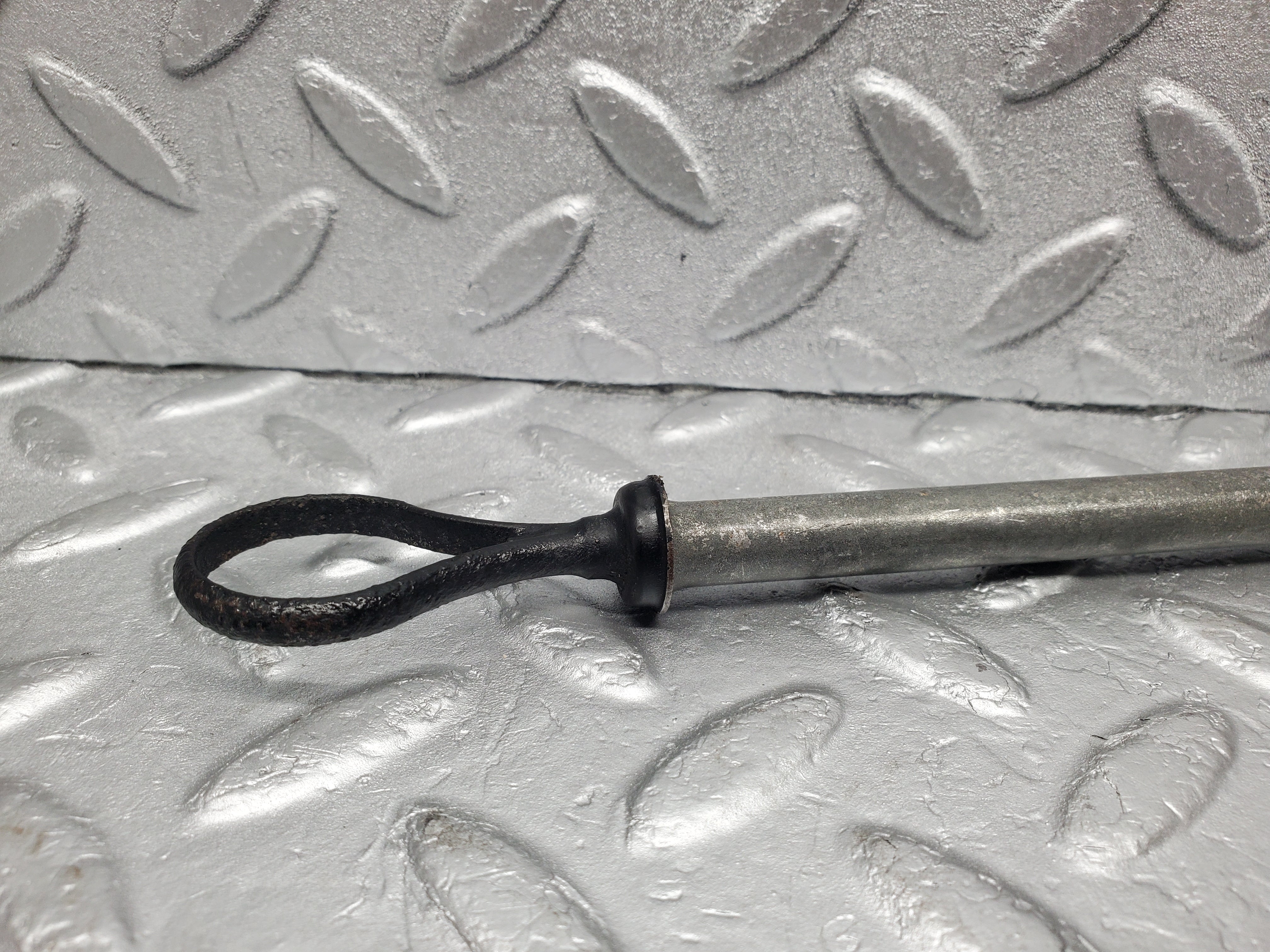 2181 Mercedes-Benz W108 280SE Oil Dipstick