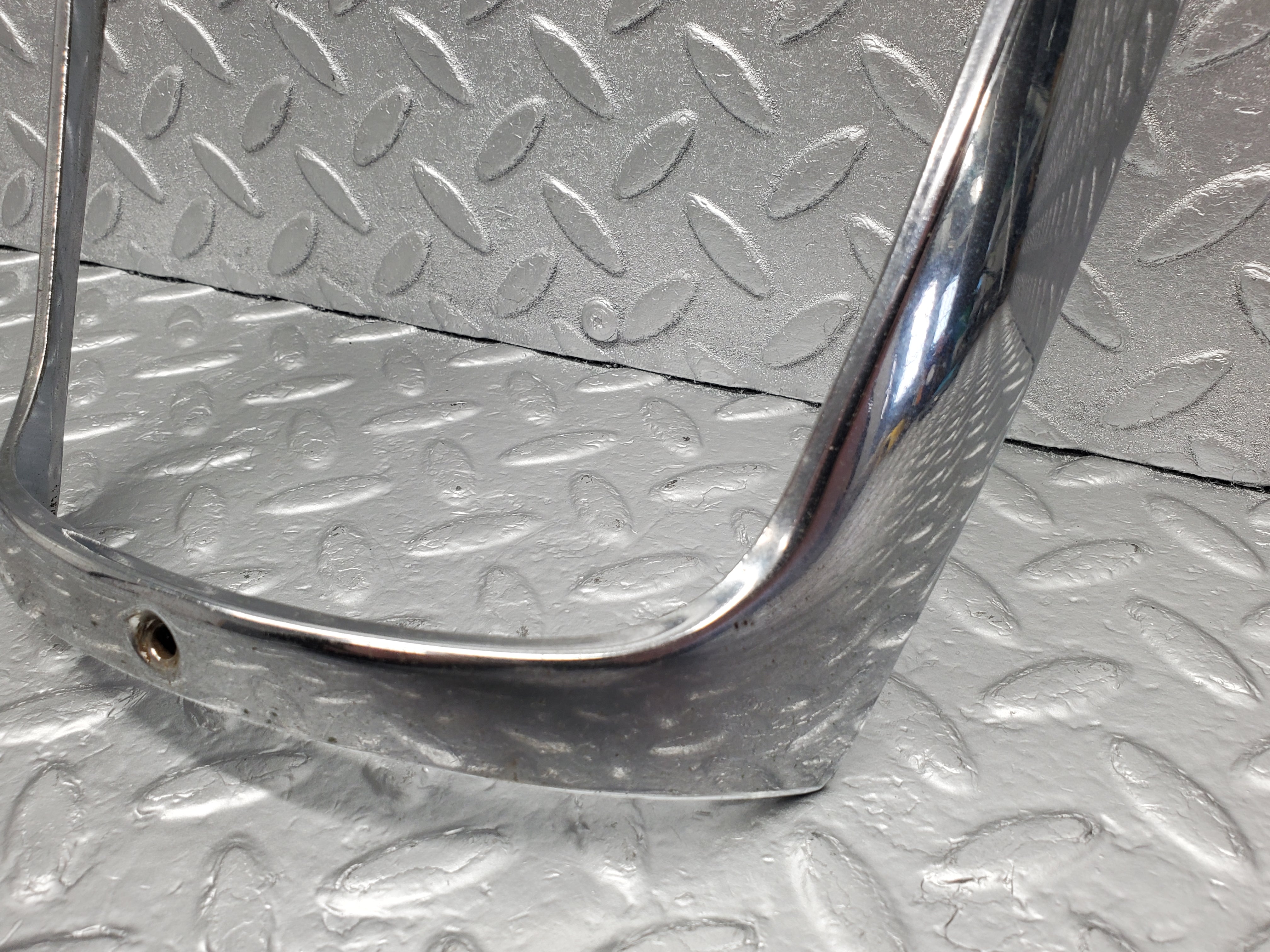 48538 Mercedes-Benz W108 Headlight Chrome Frame 1305542029