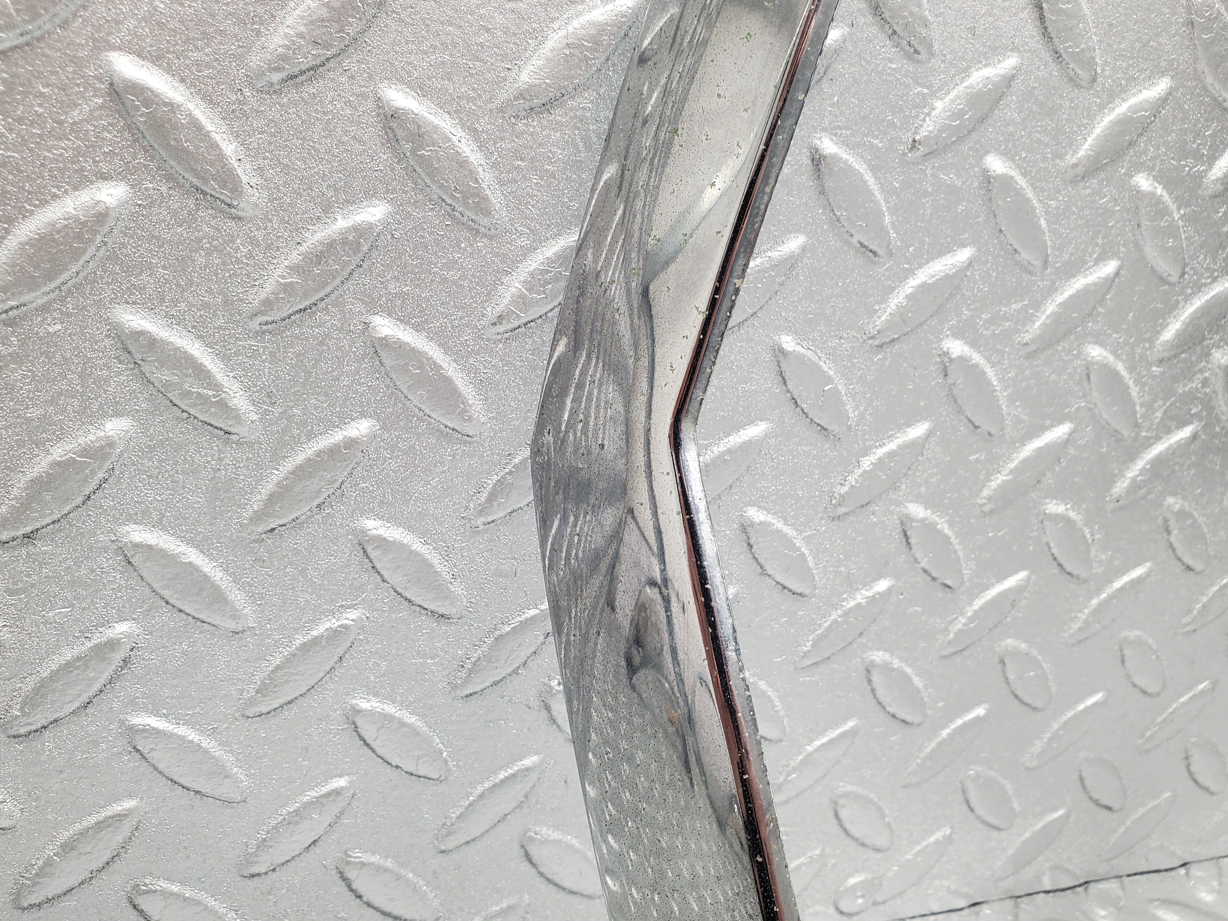 48538 Mercedes-Benz W108 Headlight Chrome Frame 1305542029